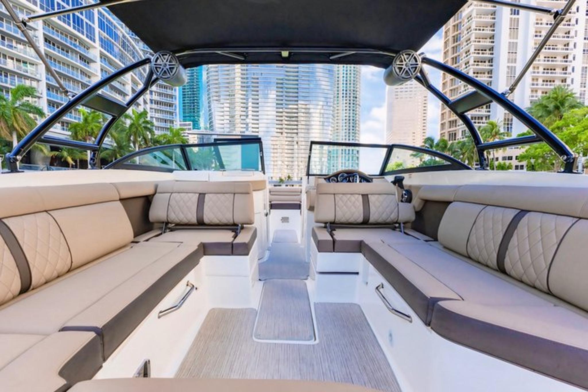 Miami Private Boat Charter to Raccoon Island & Sandbar - Image 2