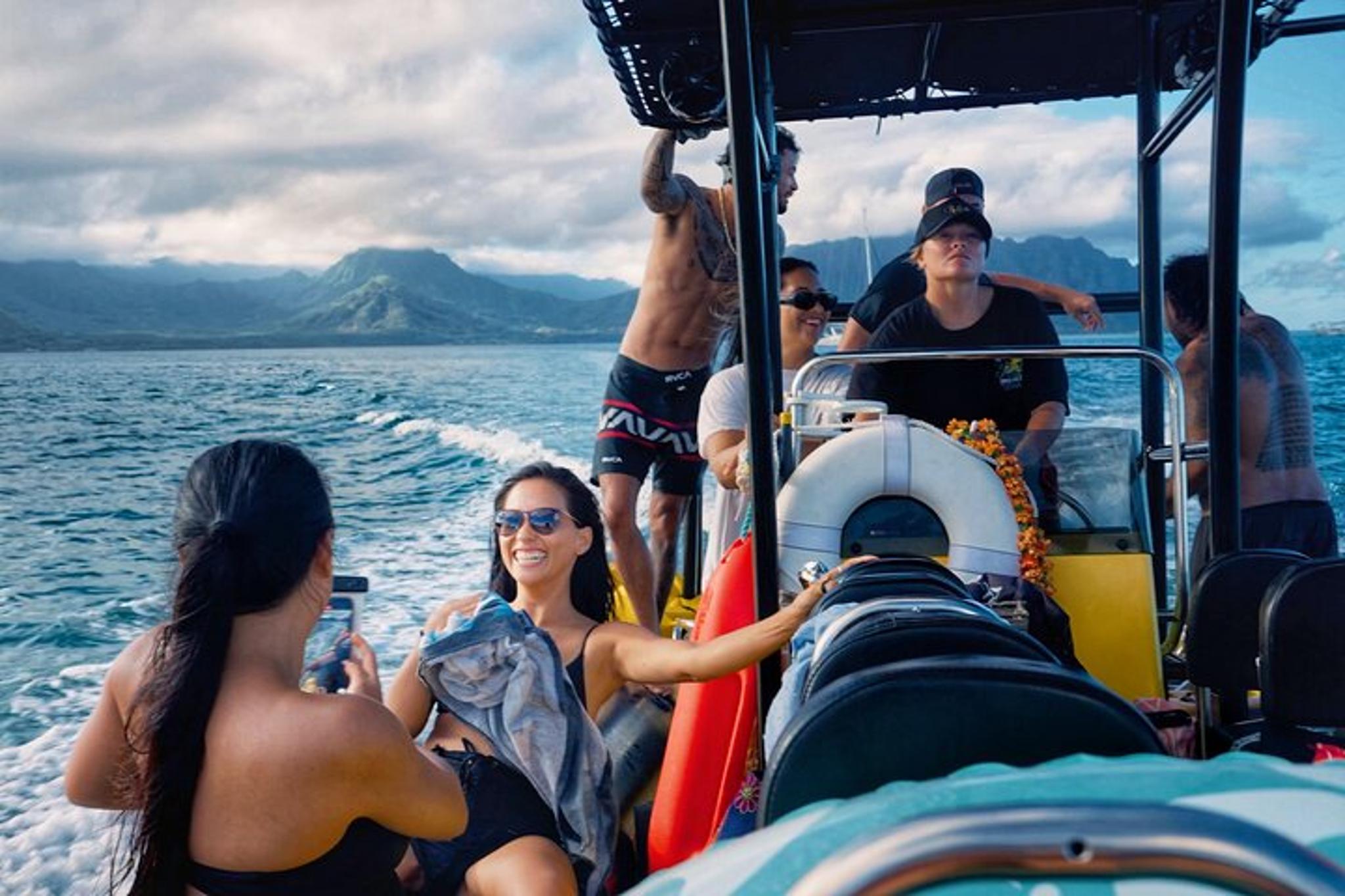 Waikiki Snorkel Tour at Turtle Canyon 105 min - Image 2