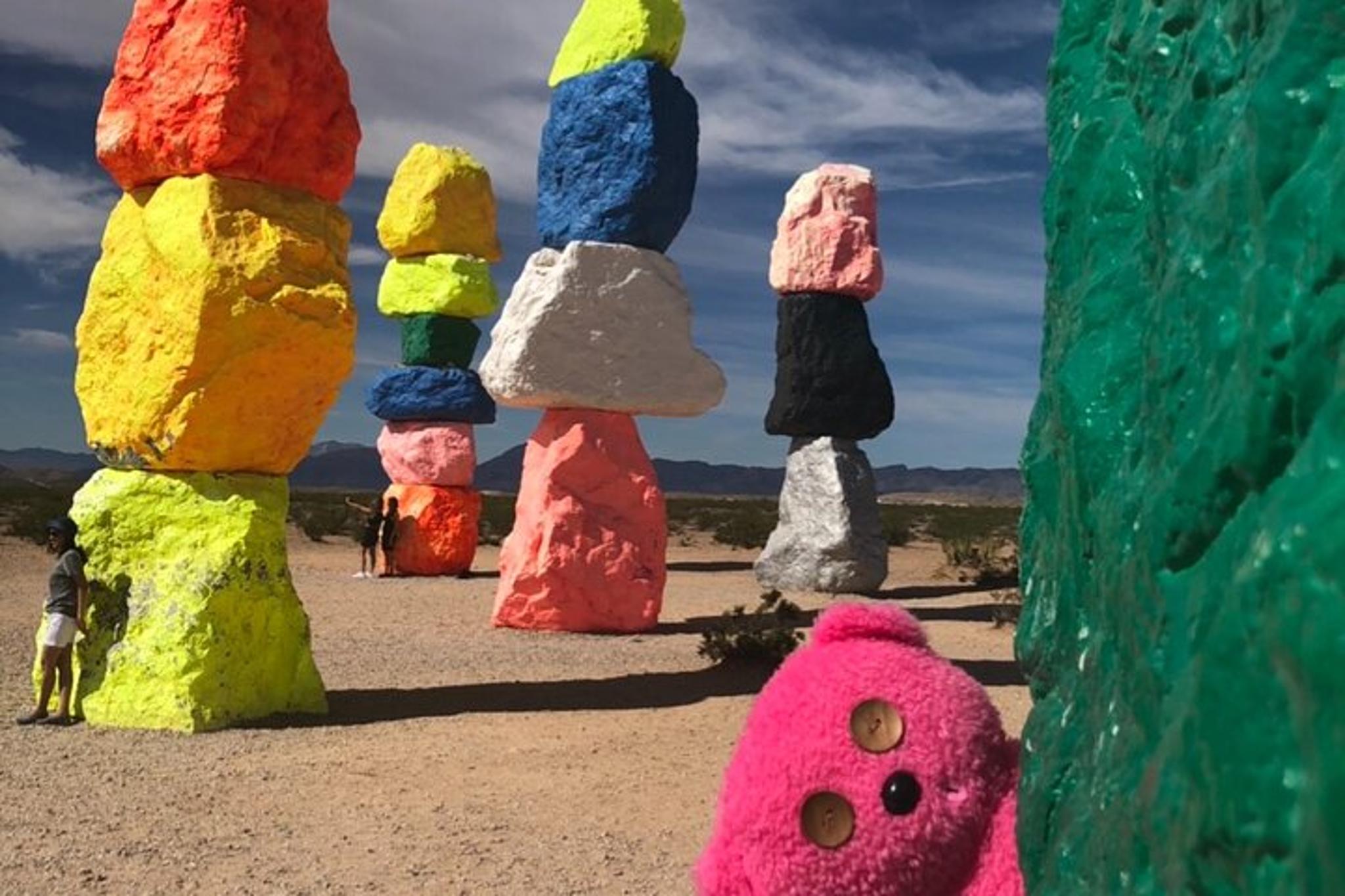 Las Vegas Hoover Dam Tour with Seven Magic Mountains Stop - Image 6