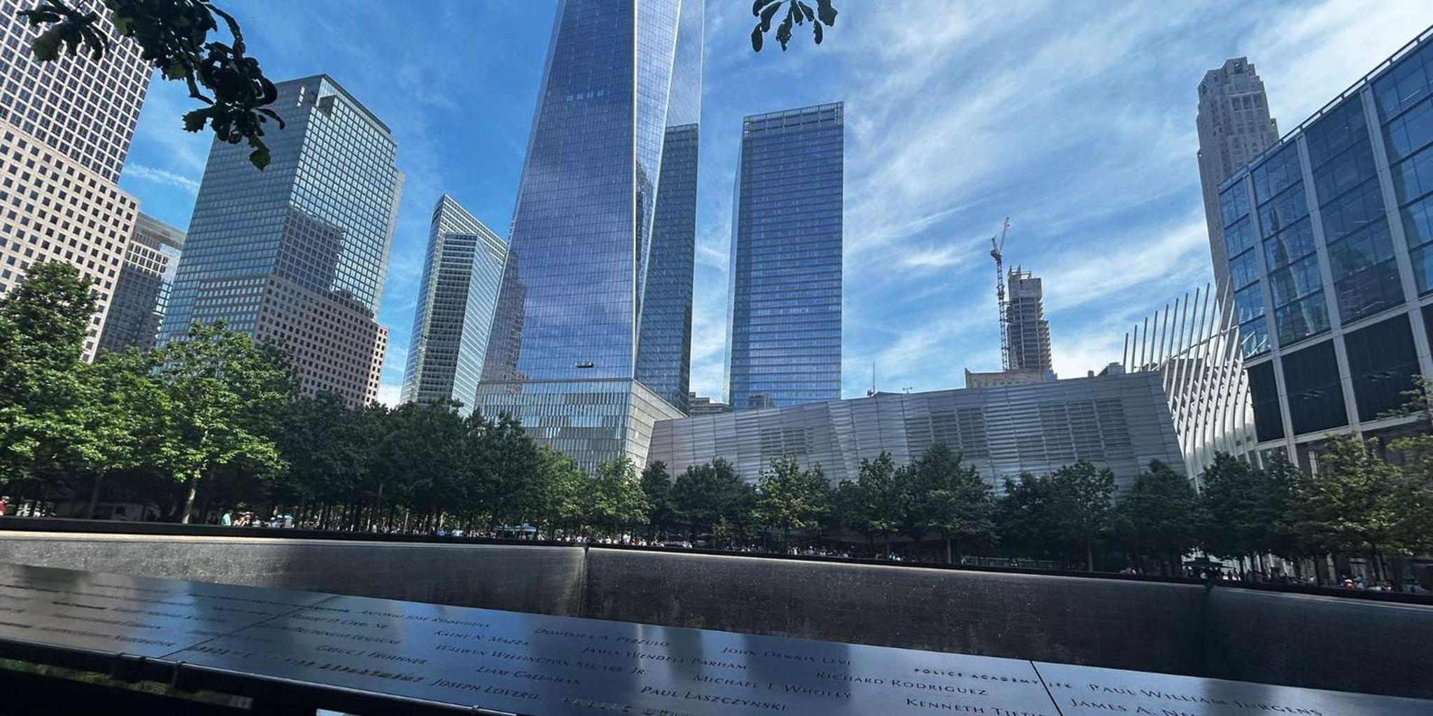 New York City Walking Tour: Charging Bull, Wall Street, and 9/11 Memorial - Image 3