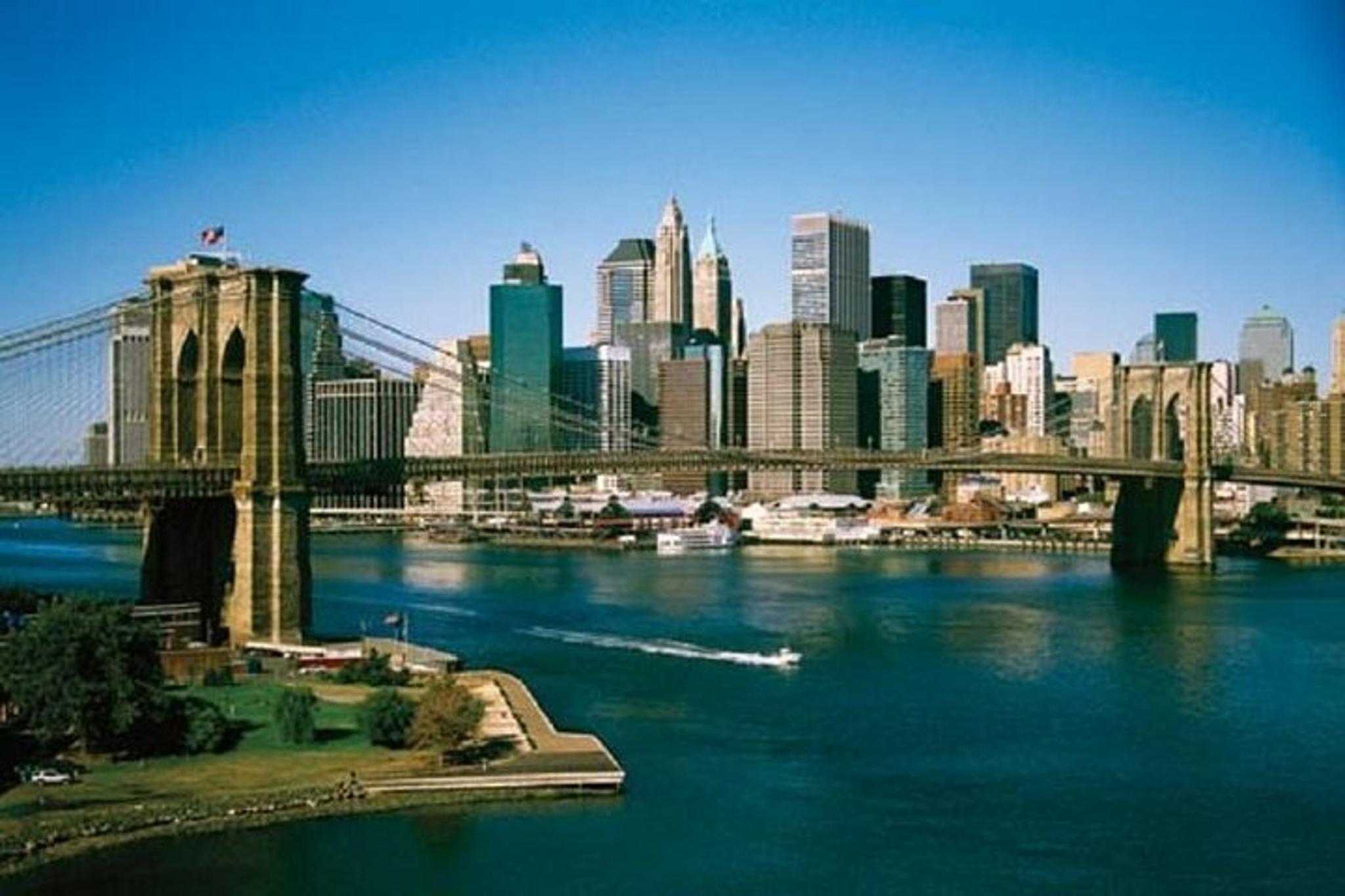 New York City Highlights Chauffeured Escalade Tour - Image 2