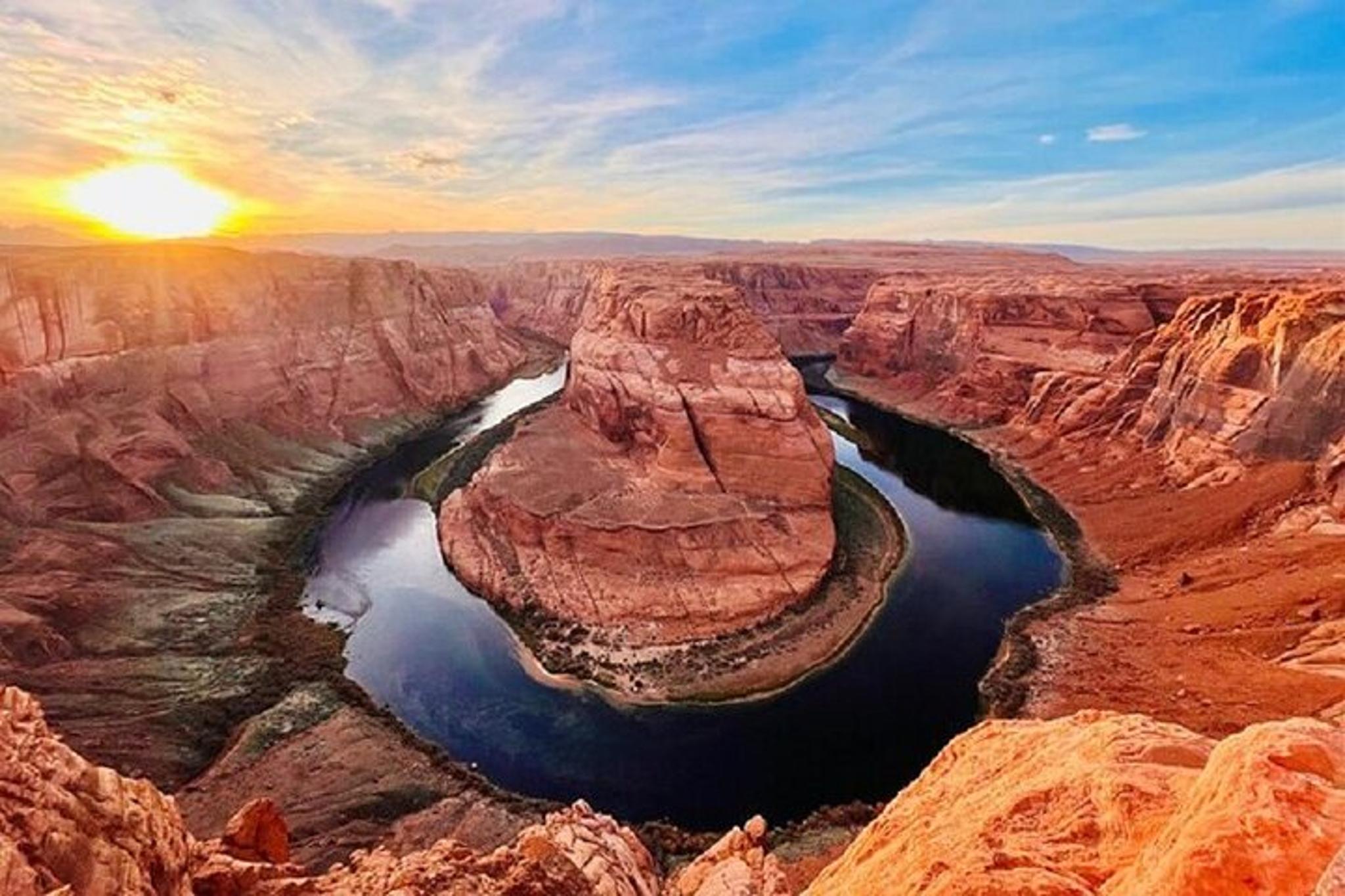 Las Vegas Grand Canyon and Antelope Canyon 4-Day Tour - Image 3