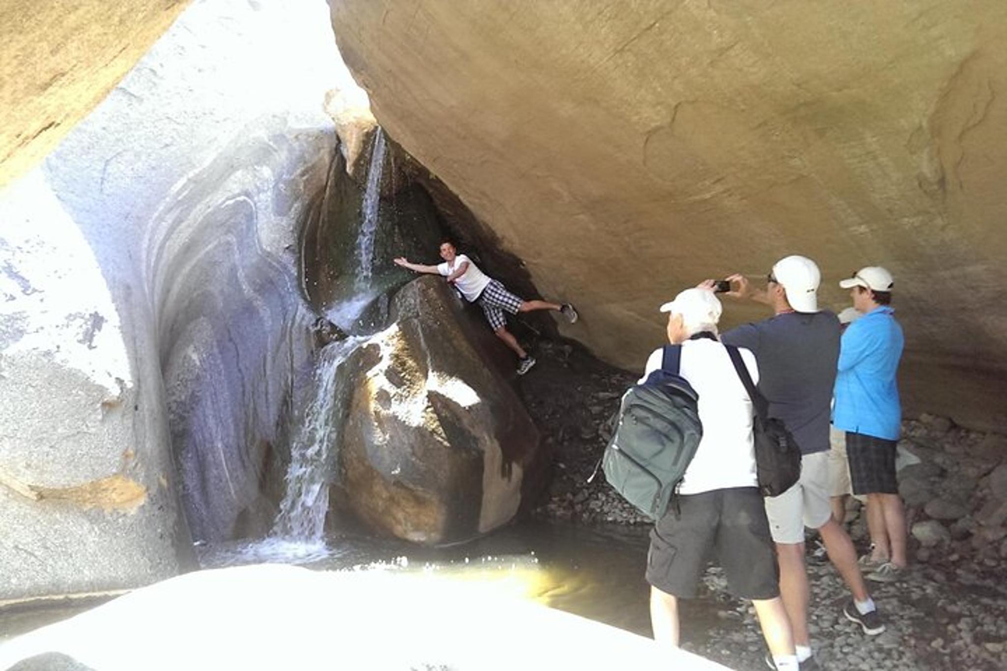 Palm Springs Indian Canyons Jeep Hiking Tour - Image 3