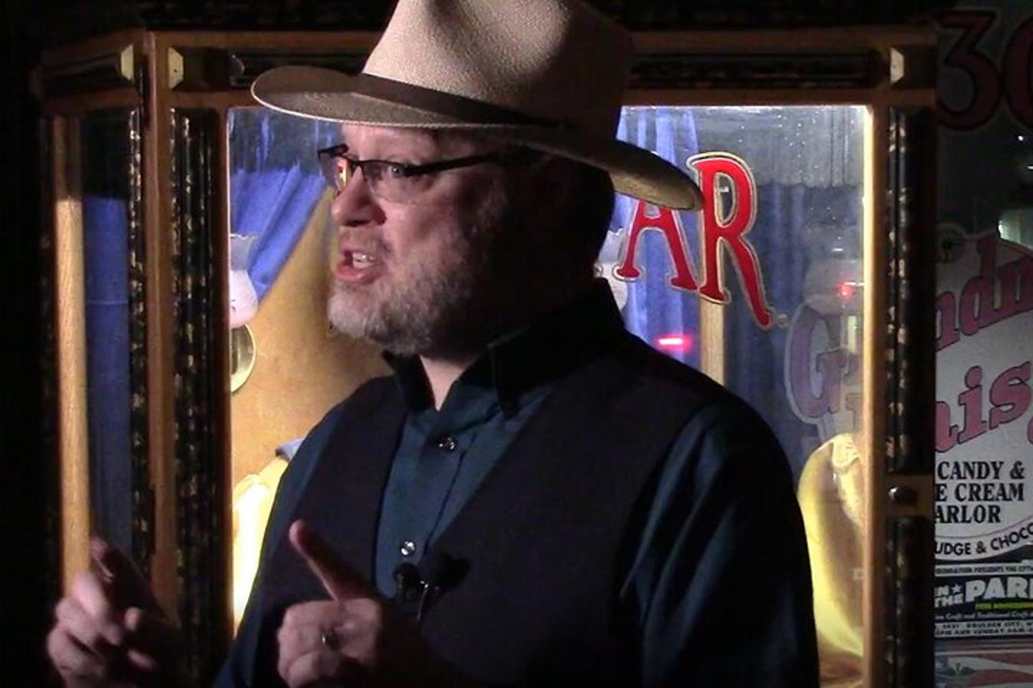 Boulder City Ghost and UFO Tour - Image 2