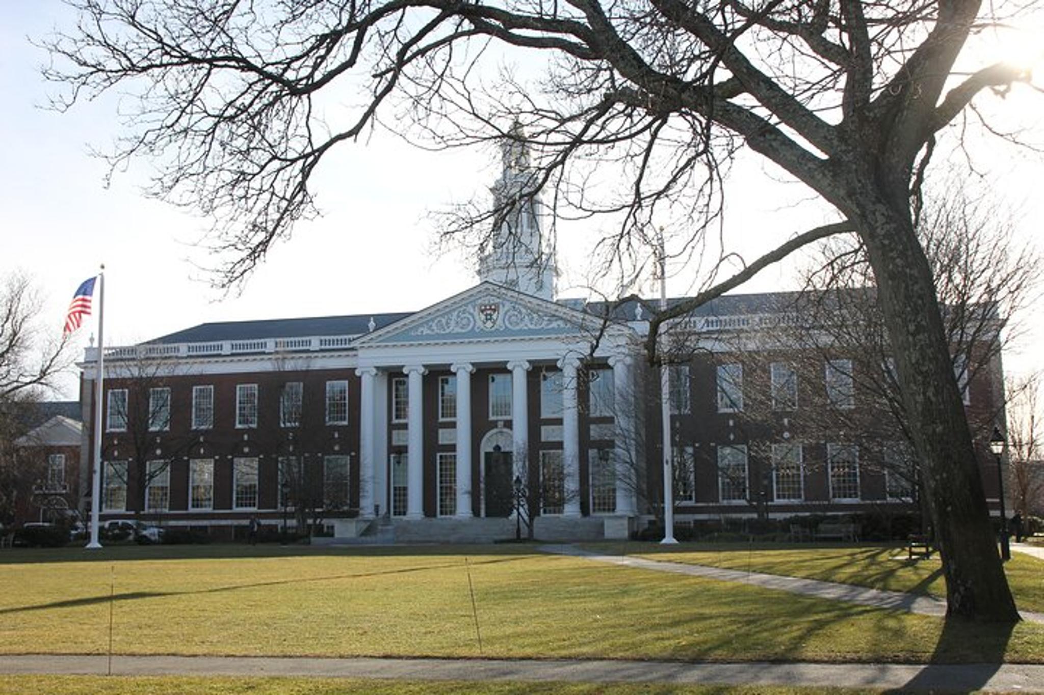 Cambridge Harvard Business School Tour 70 min