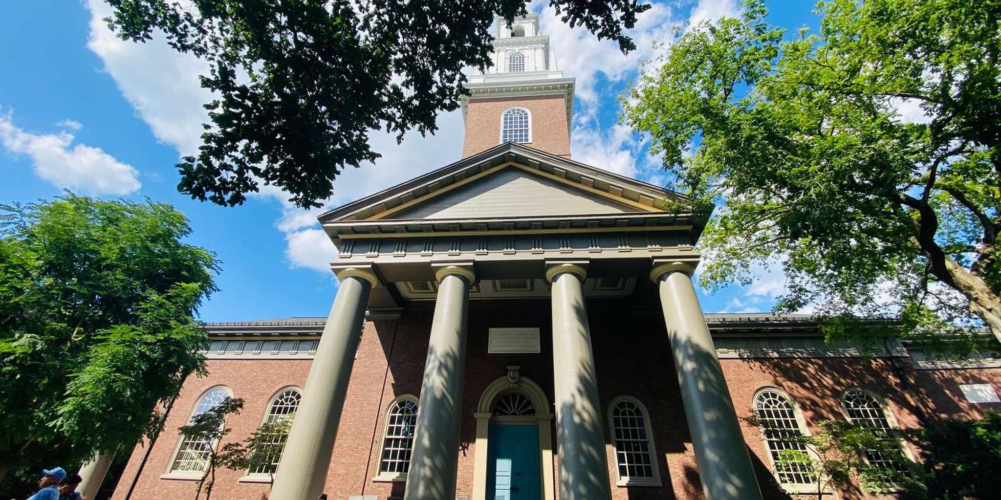 Cambridge Walking Tour of Harvard University in French 2 hr - Image 4
