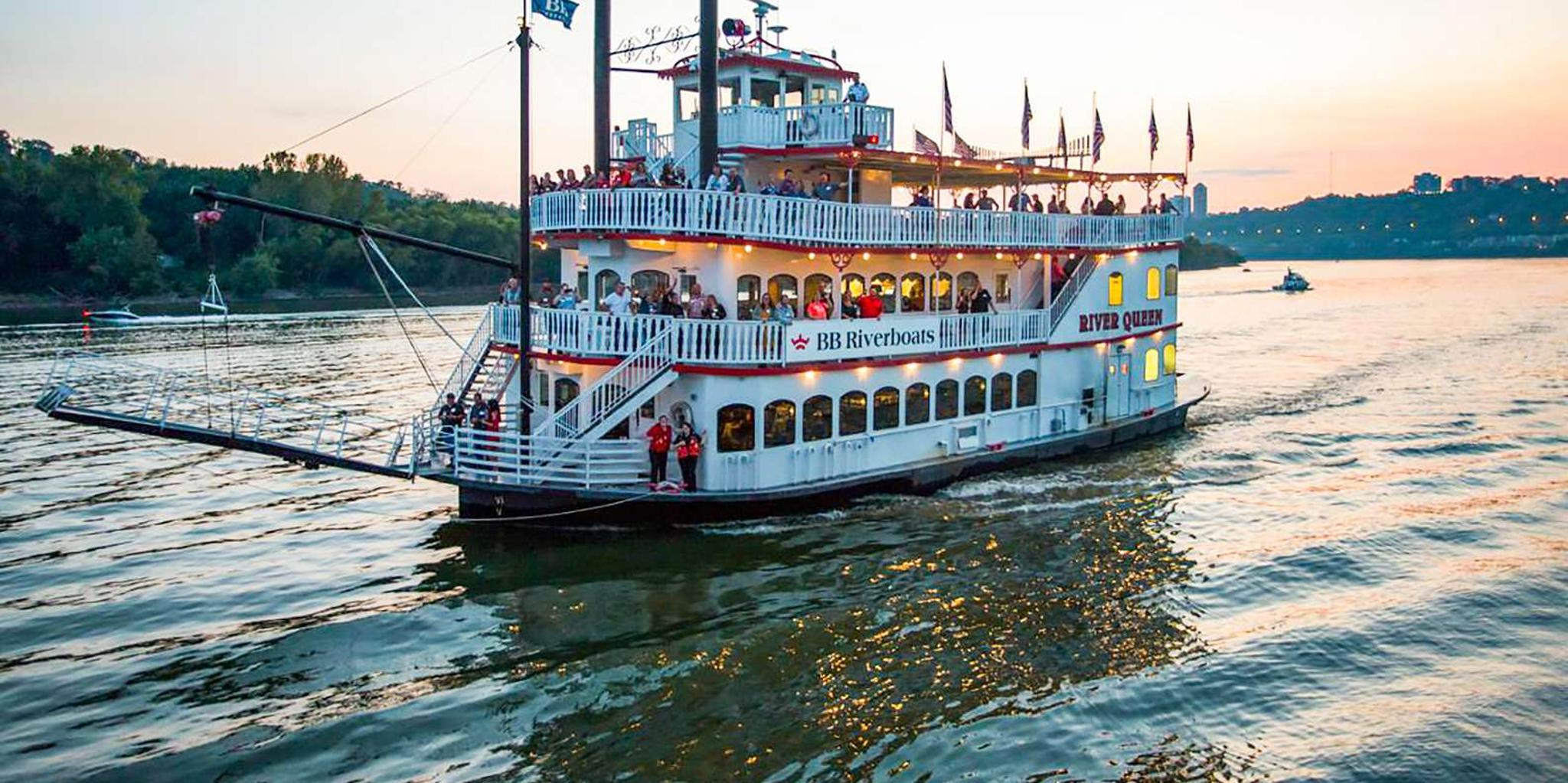 Cincinnati Sunset Sightseeing Cruise