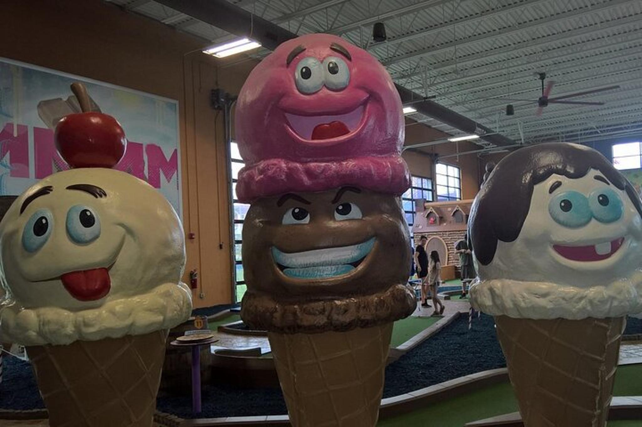 Pigeon Forge Mini Golf at Crave Golf Club - Image 6