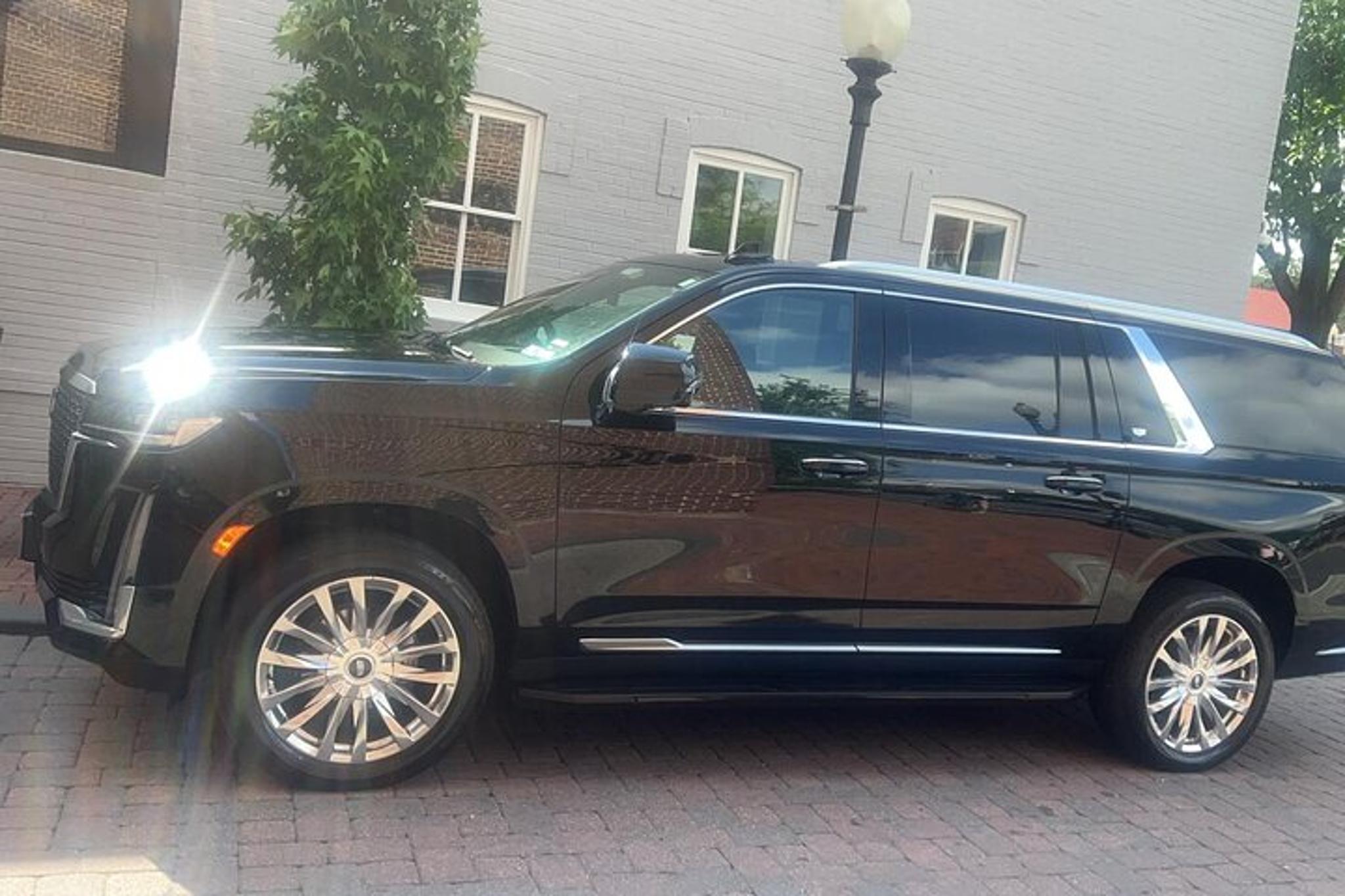 Washington DC Private SUV Tour - Image 6