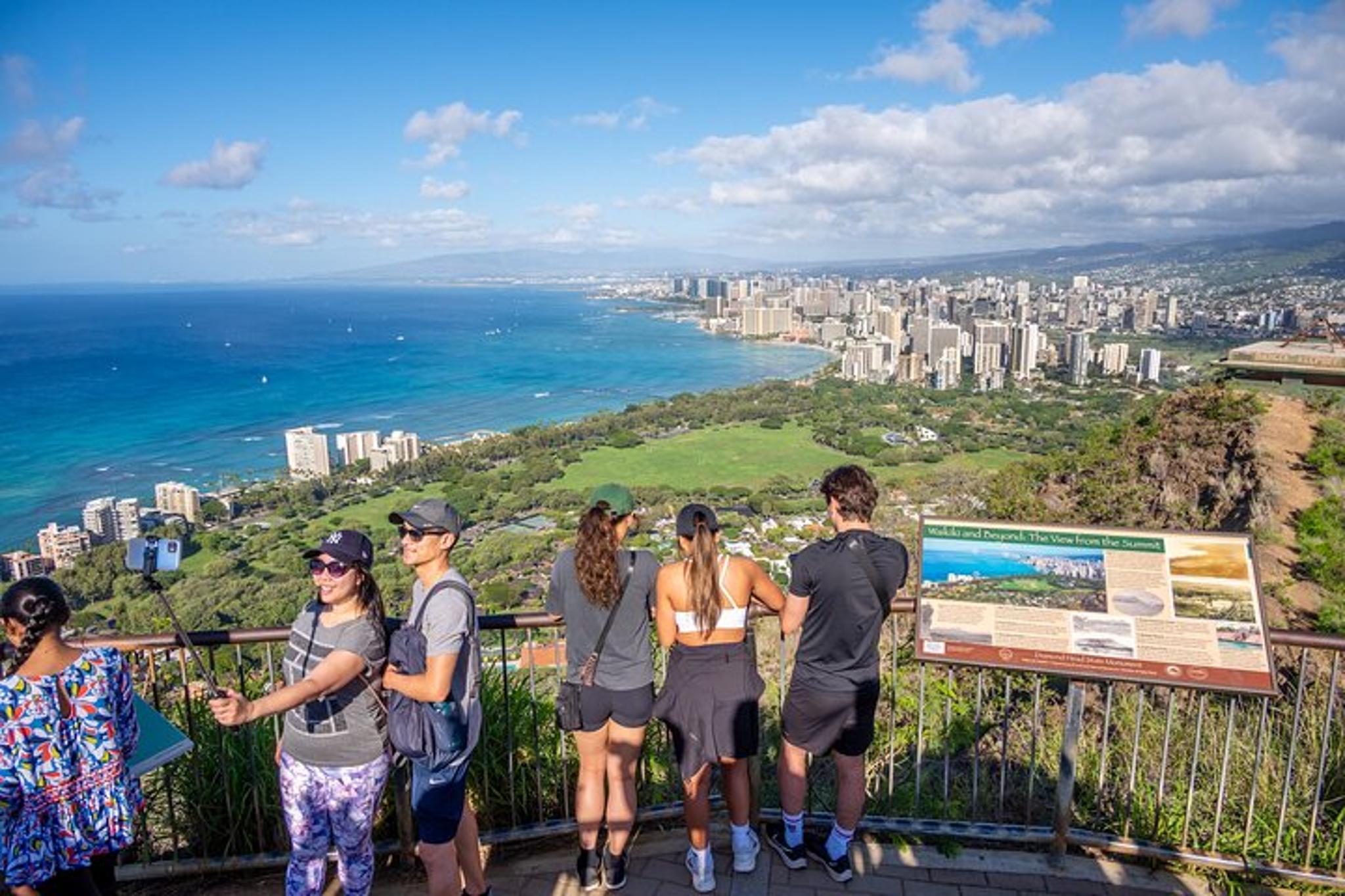 Honolulu Diamond Head Hike Shuttle 2.5 hr - Image 3