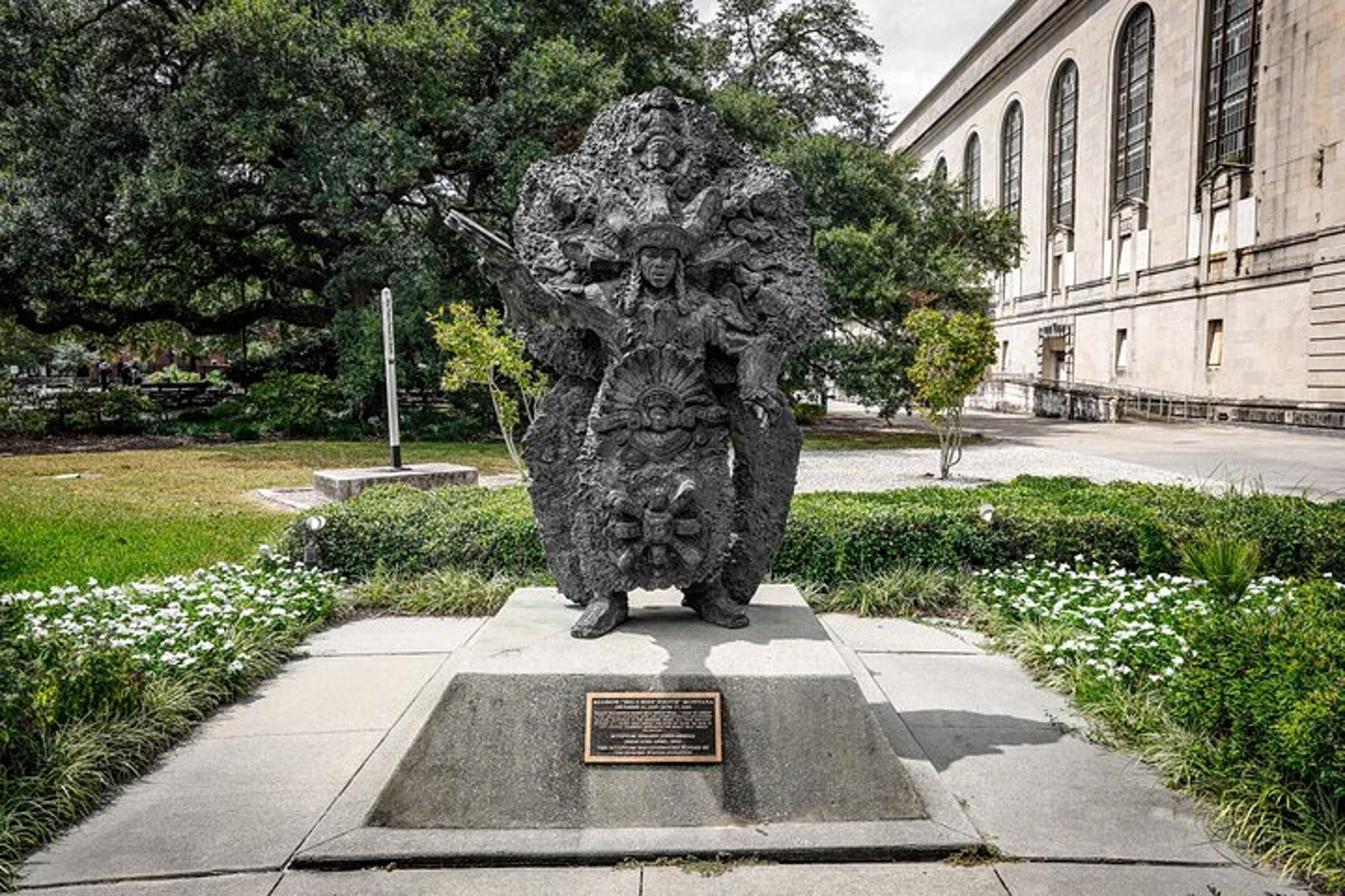 New Orleans Voodoo Walking Tour 90 Min - Image 4