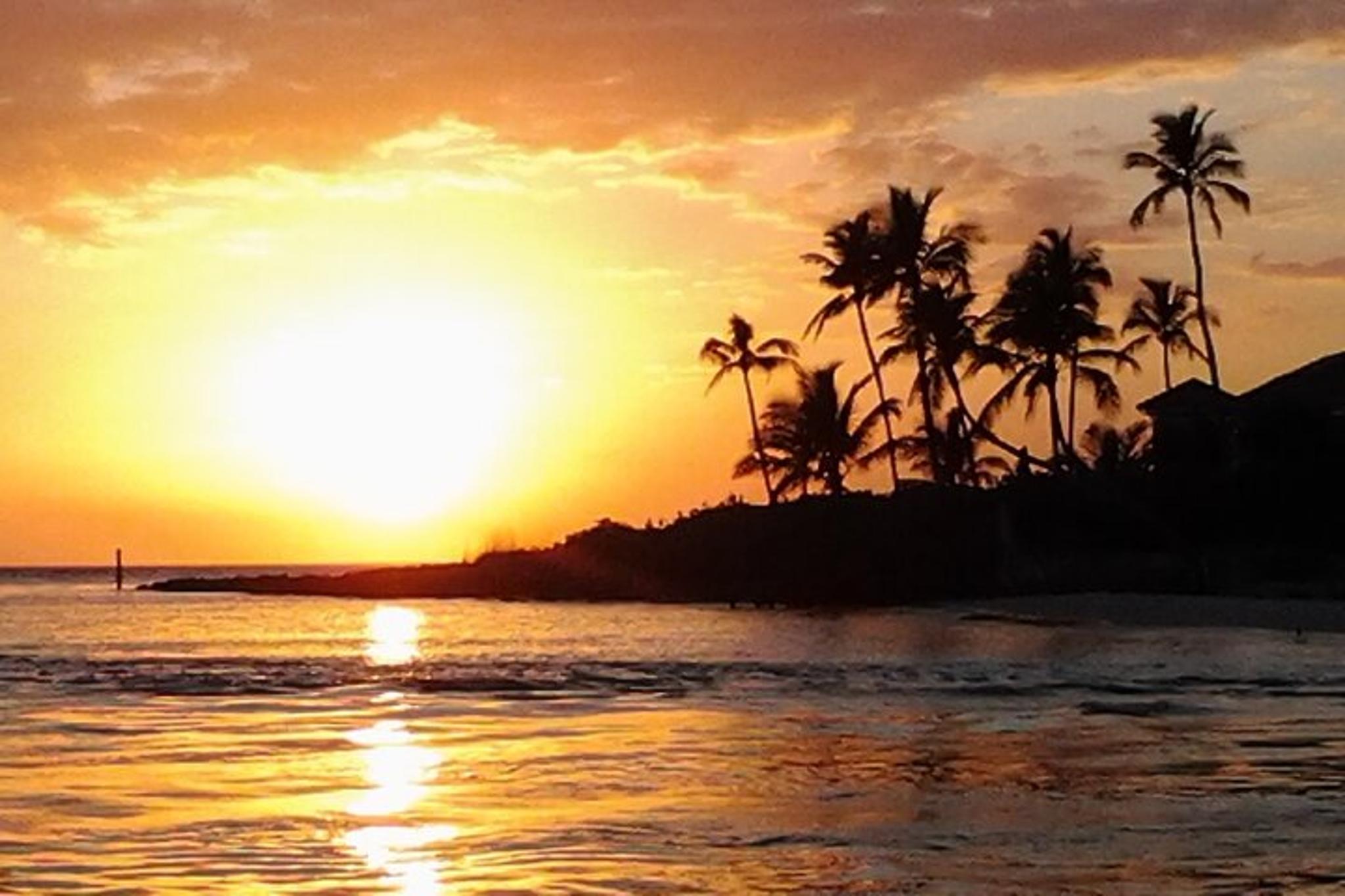Naples Private Beach or Sunset Boat Tour