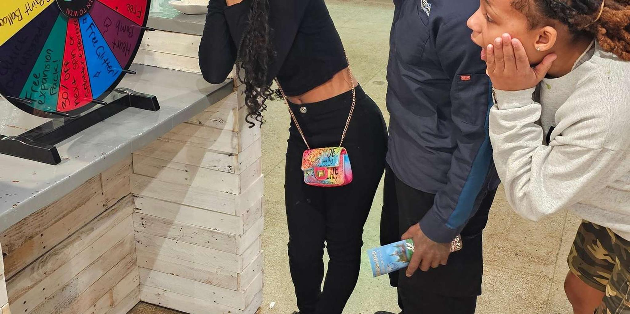 Atlanta Spin Art Experience - Image 4