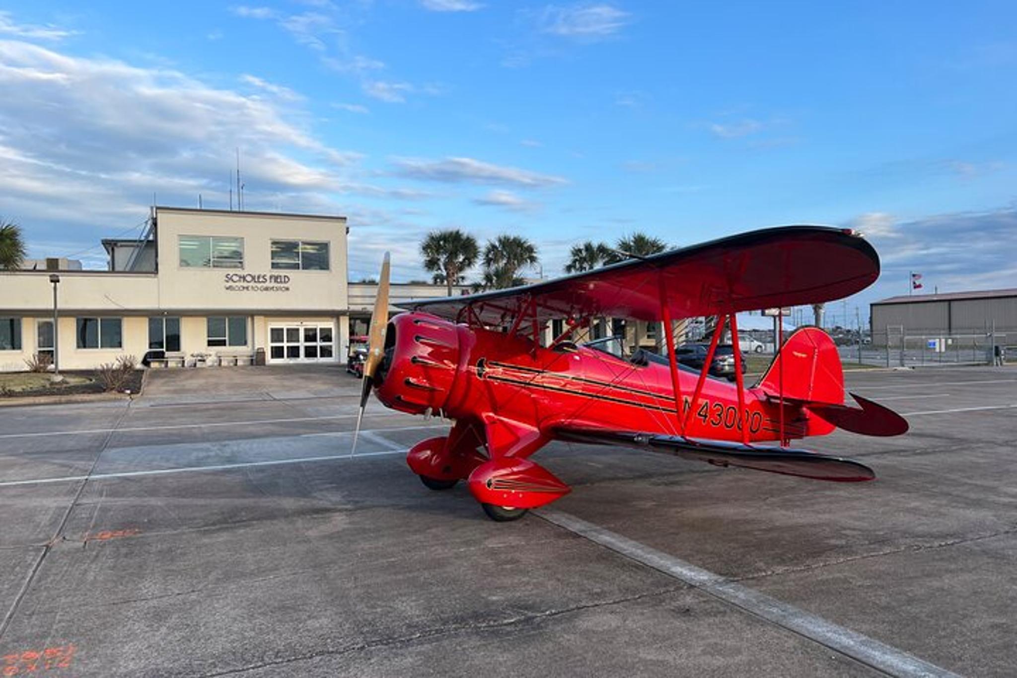 Galveston Open Cockpit Biplane Ride - Image 4