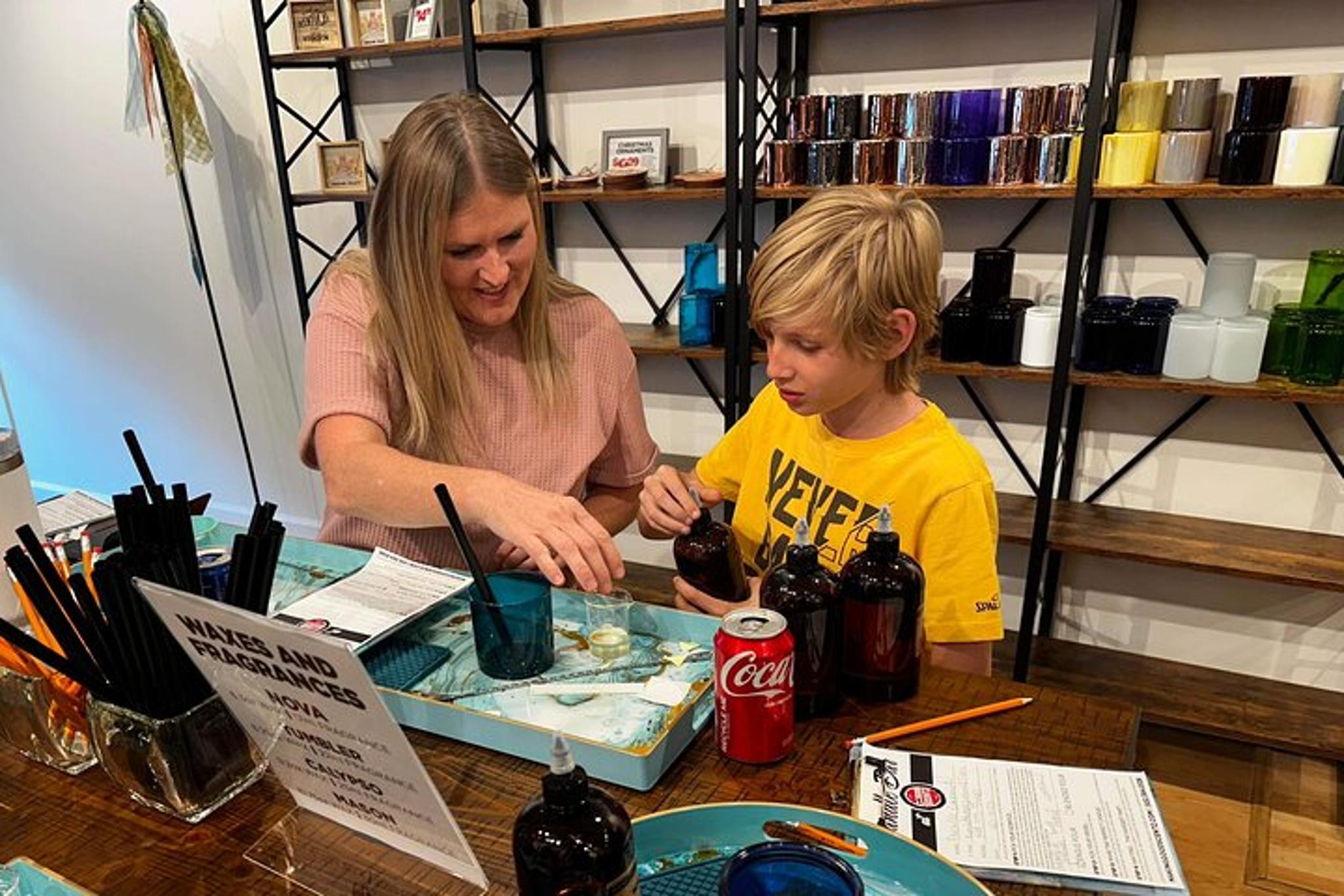 Bardstown Candle Making Experience - Image 3