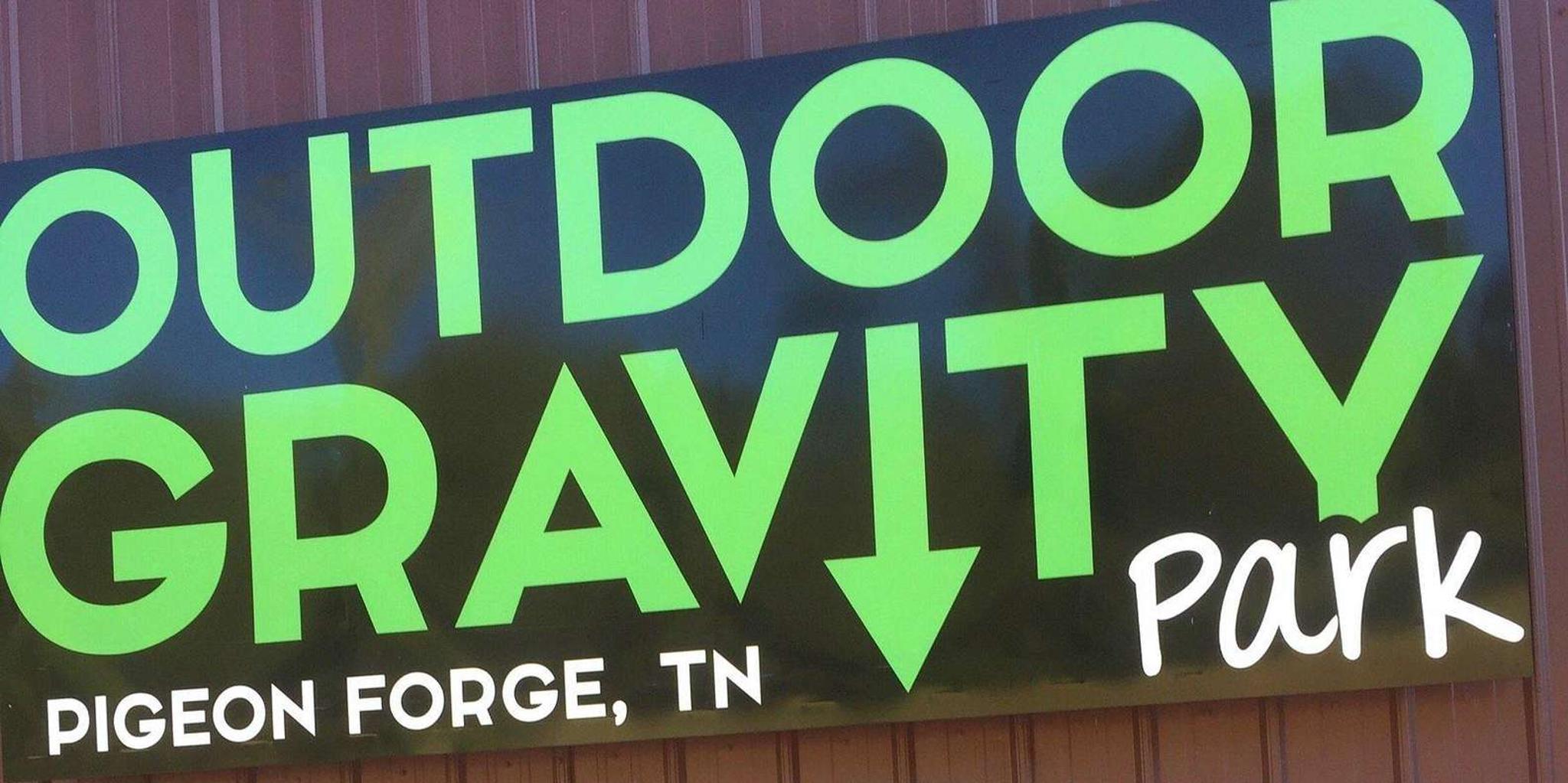 Pigeon Forge Fishpipe Stationary Zorbing Ride 15 Min - Image 3