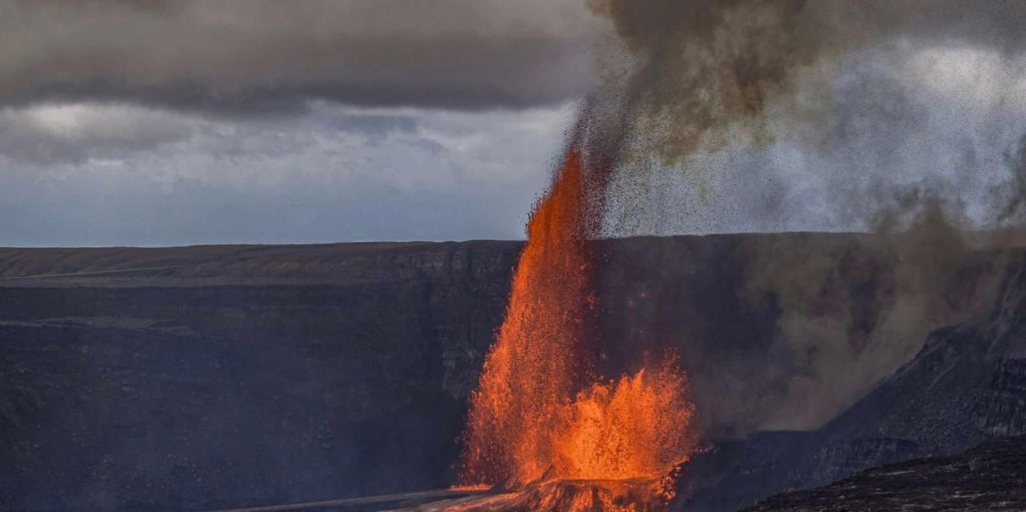 Volcanoes National Park Guided Hike - Image 3