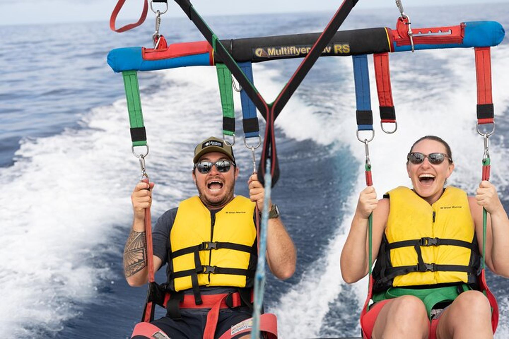 Kailua Kona Parasailing Experience - Image 3