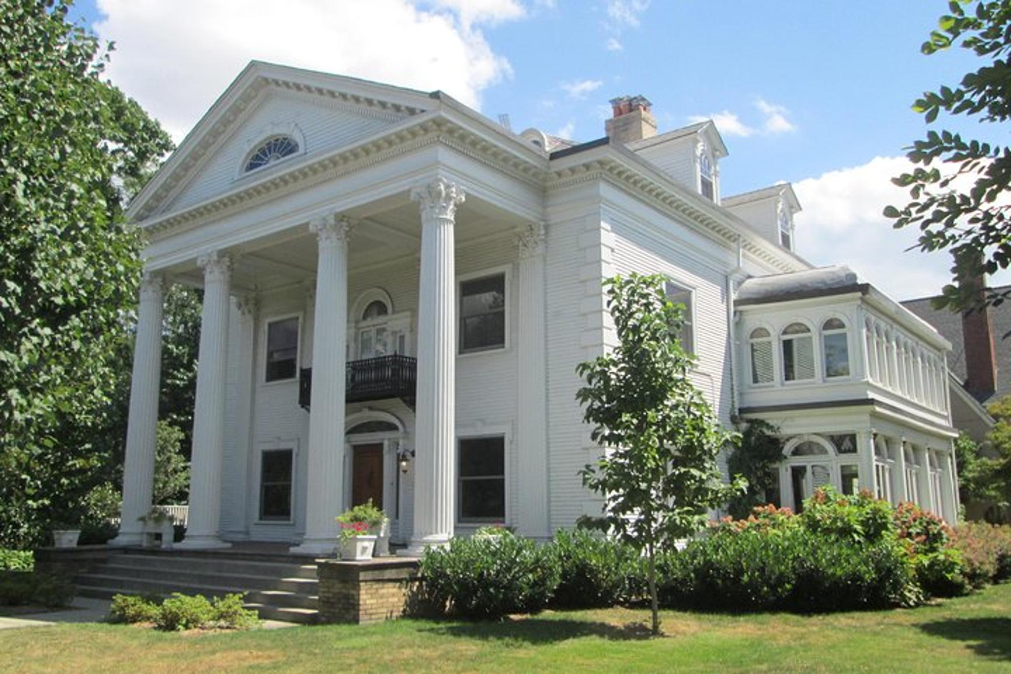 Brooklyn Victorian Flatbush Private Tour 2 hr