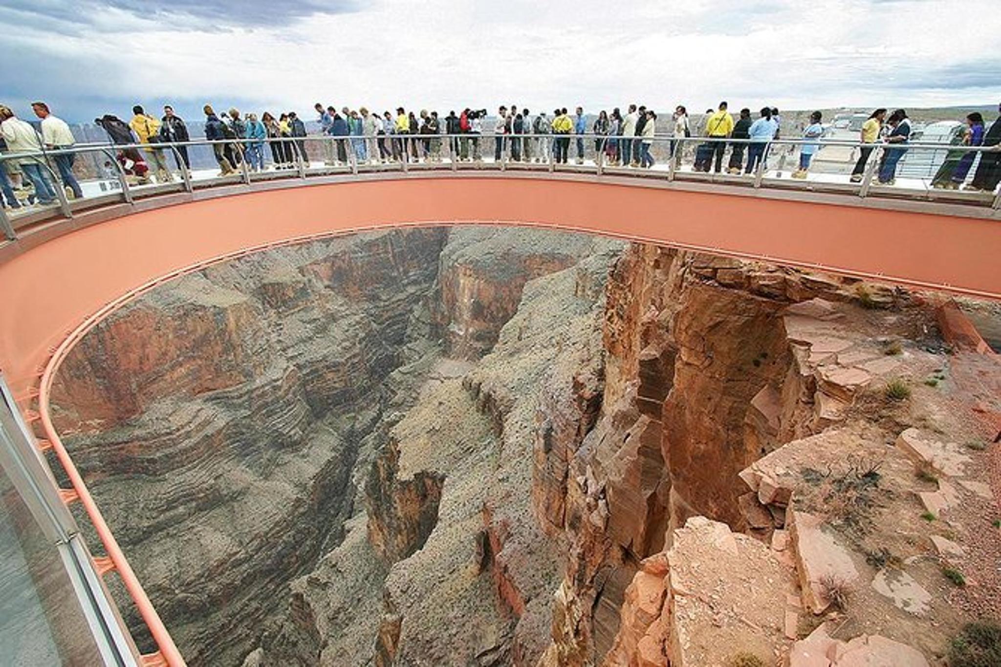 Las Vegas and Grand Canyon Tour from Los Angeles - Image 4