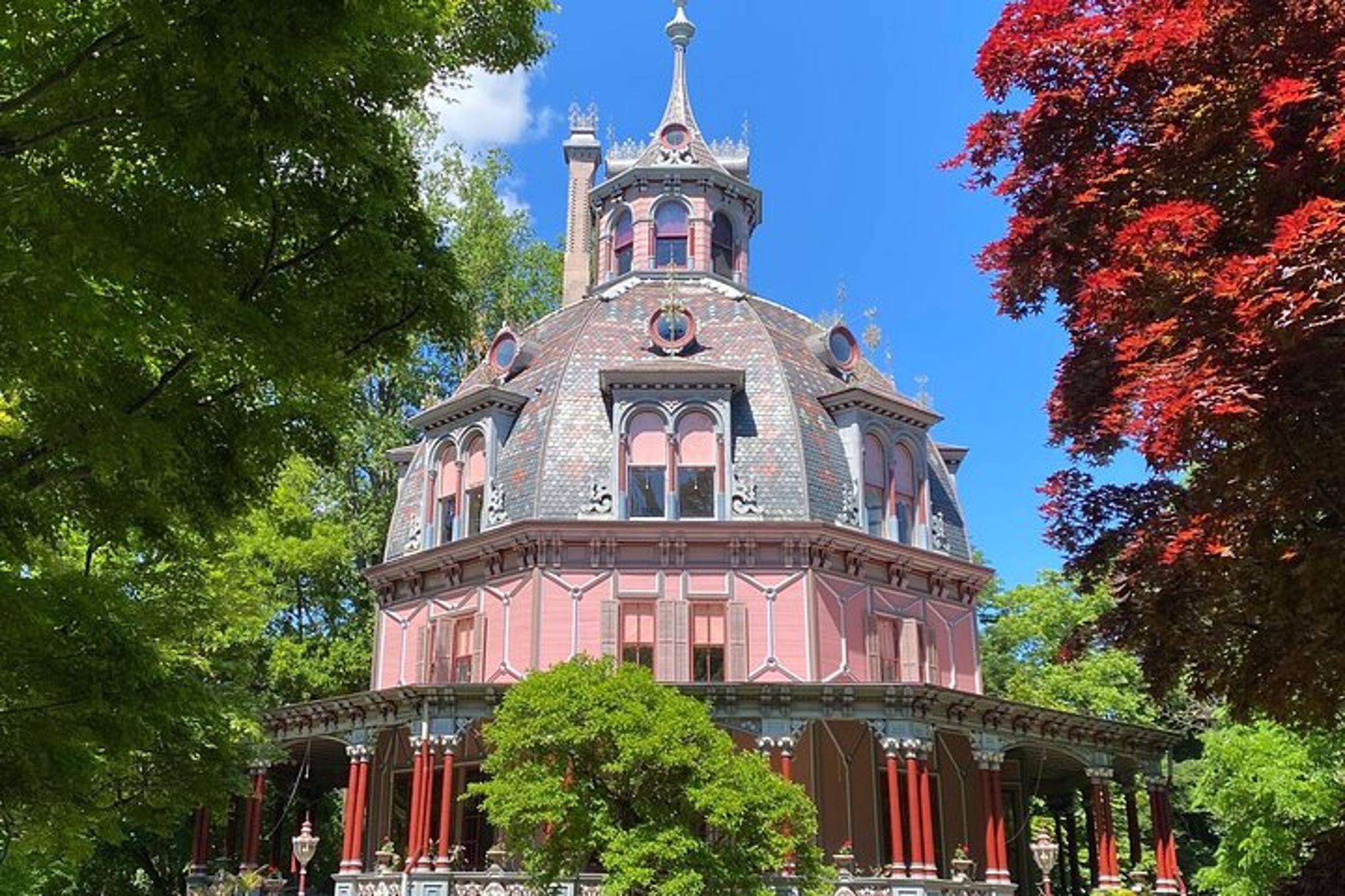 New York Armour-Stiner Octagon House Tour