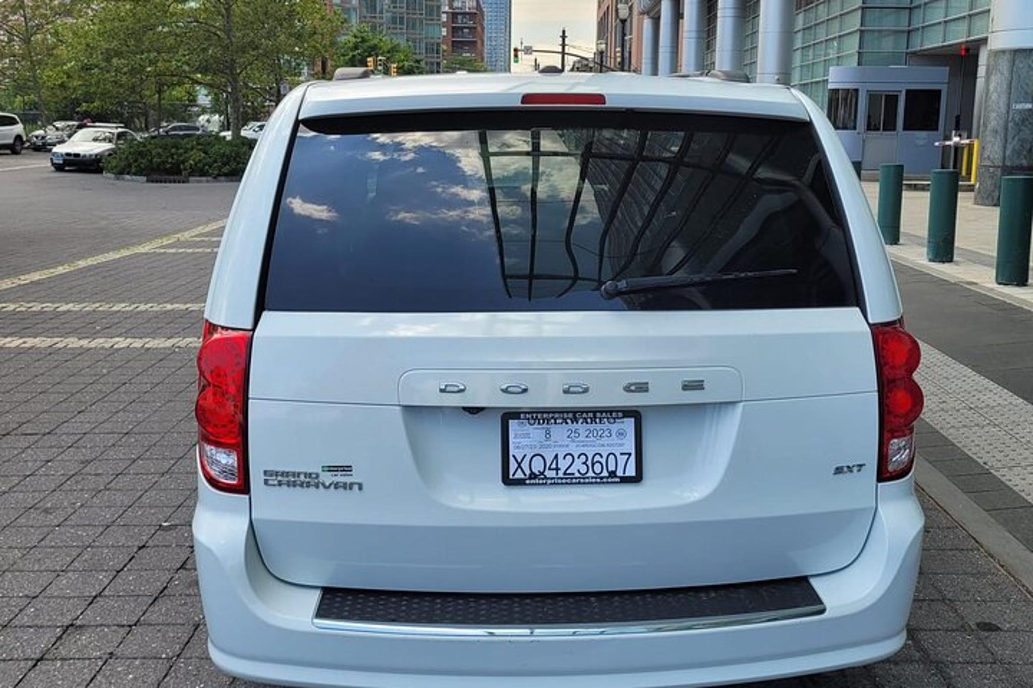 New York City Airport Transfer to Newark - Image 4