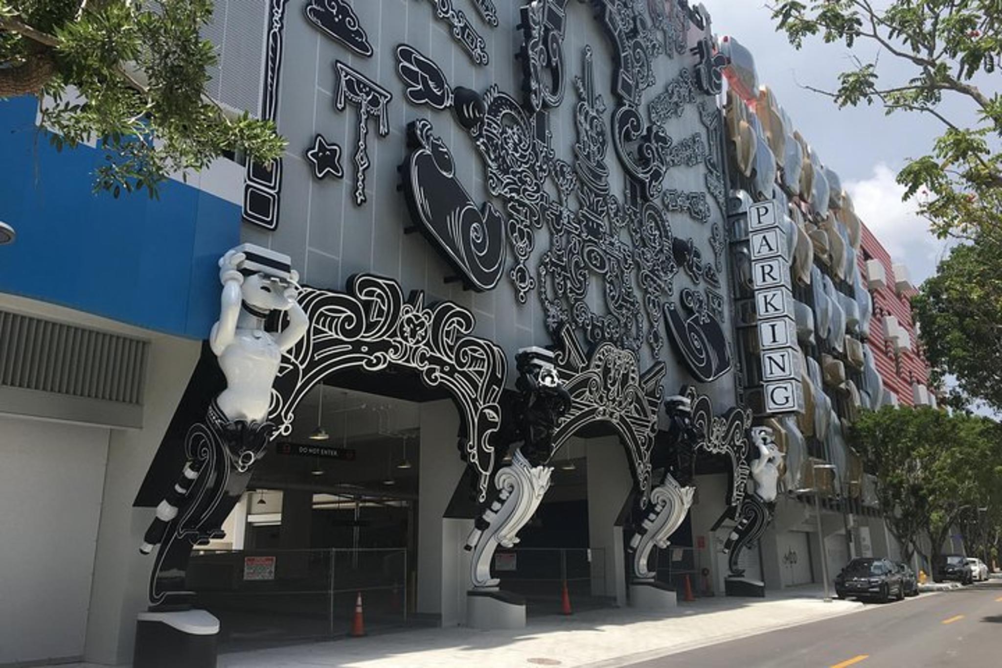 Miami Beach Classic Car Tour - Image 2