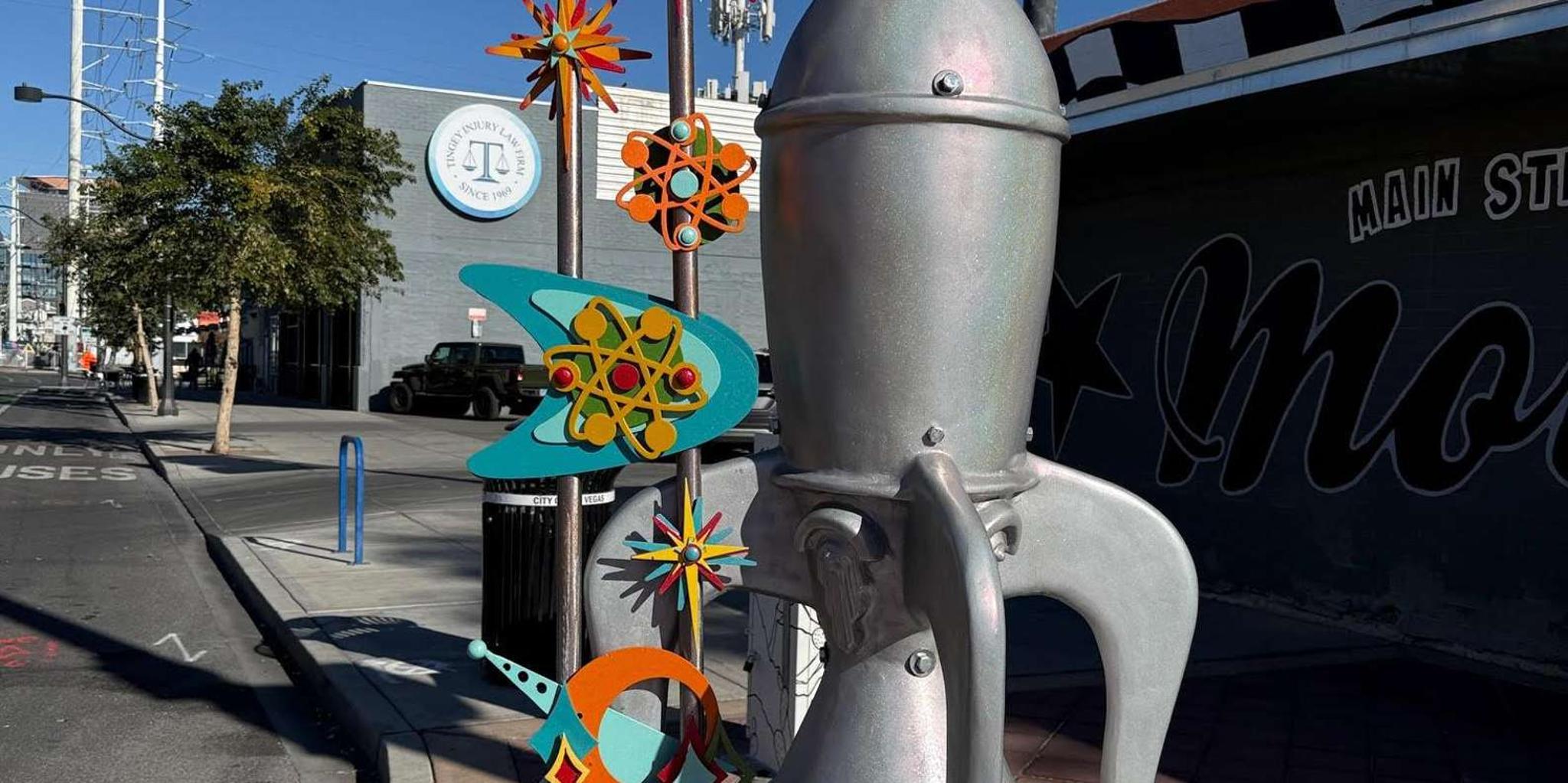 Las Vegas Arts District Walking Tour - Image 6