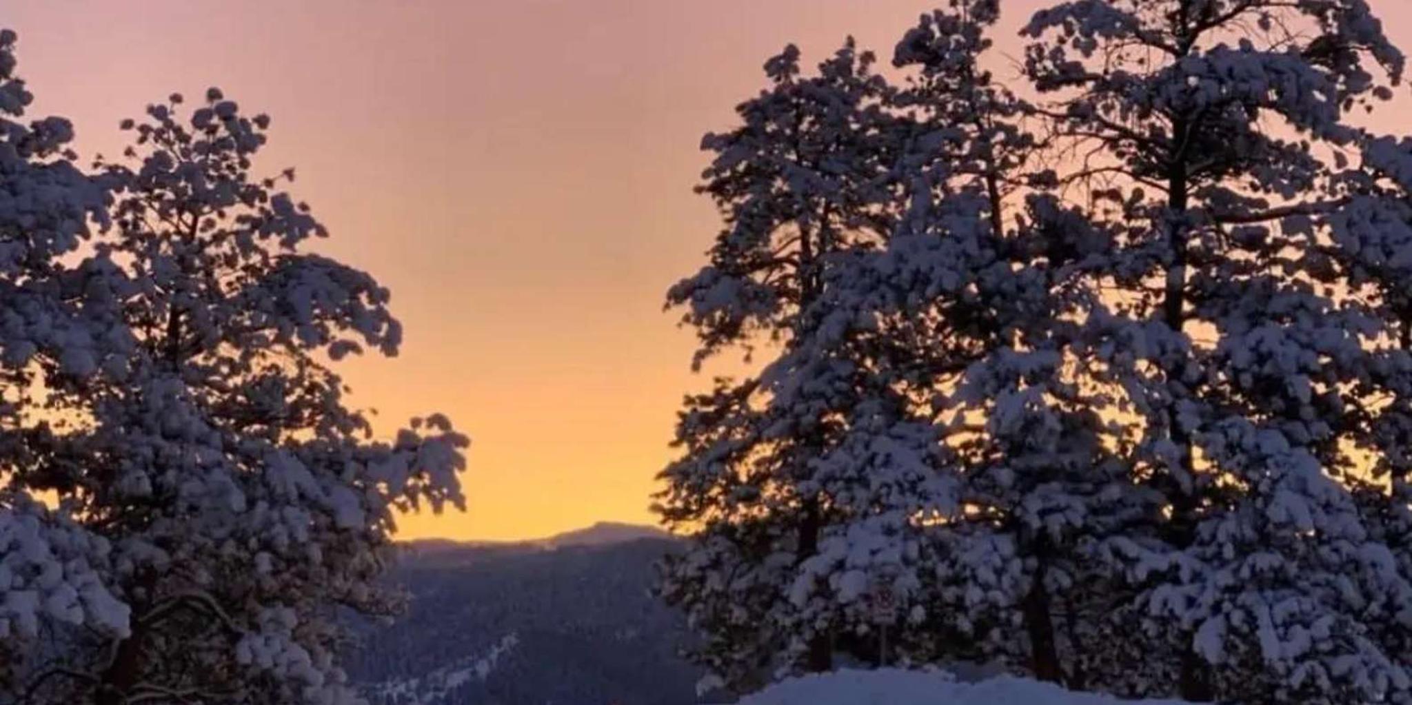 Denver Rocky Mountain Sunset Hike - Image 4