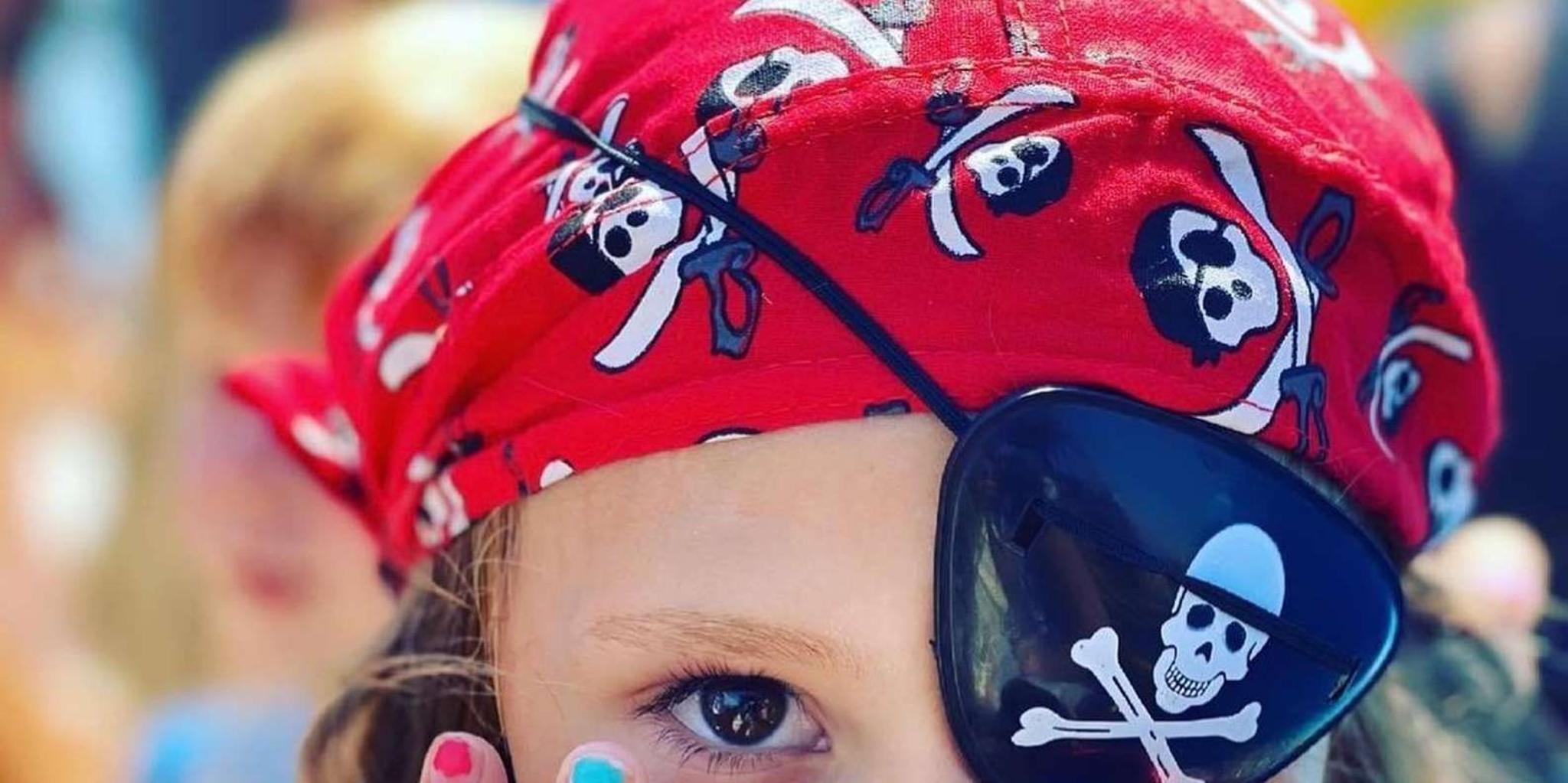 Hilton Head Island Pirates and Pizza Boat Tour
