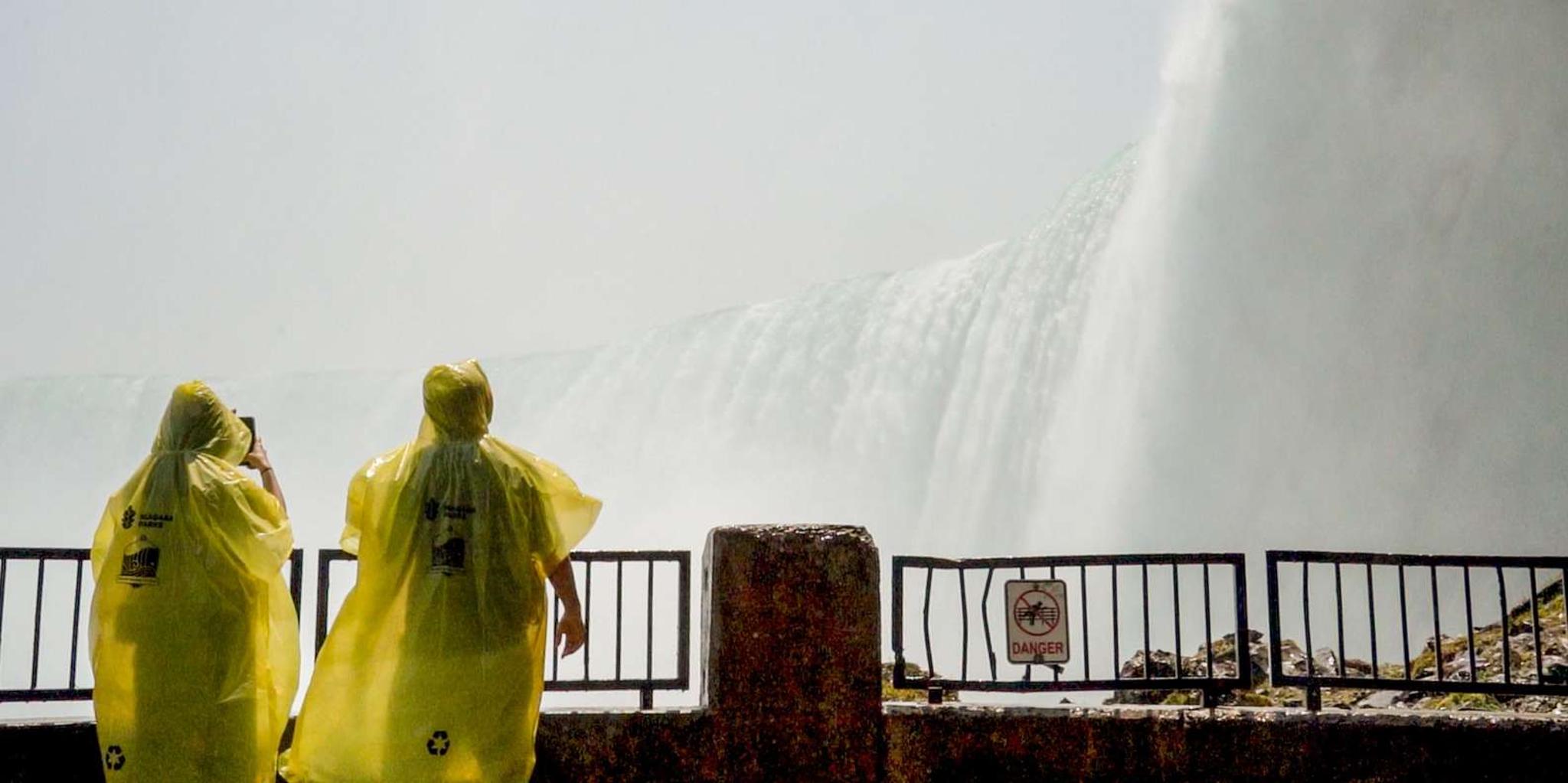 Niagara Falls Cave of the Winds Tour 3 hr - Image 1