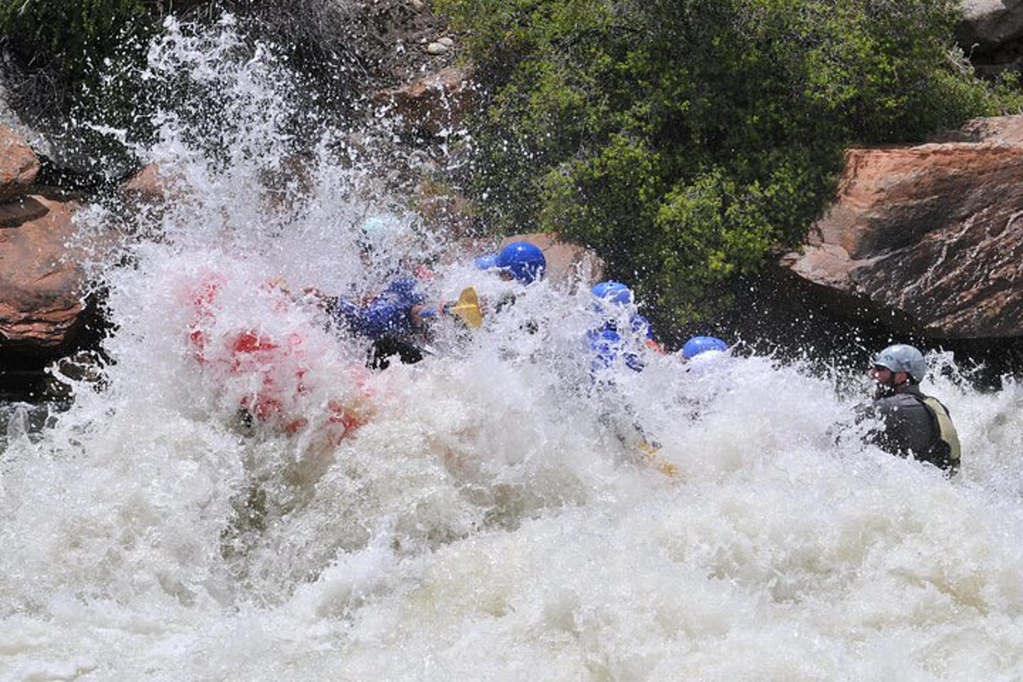 Royal Gorge Whitewater Rafting Full Day Trip - Image 5