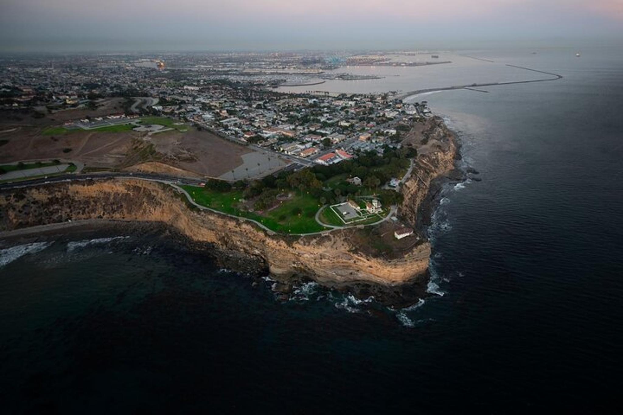 Los Angeles Helicopter Tour of Rancho Palos Verdes - Image 2