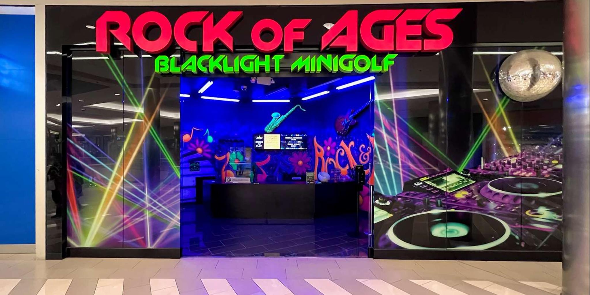 Bloomington Mini Golf at Mall of America - Image 2