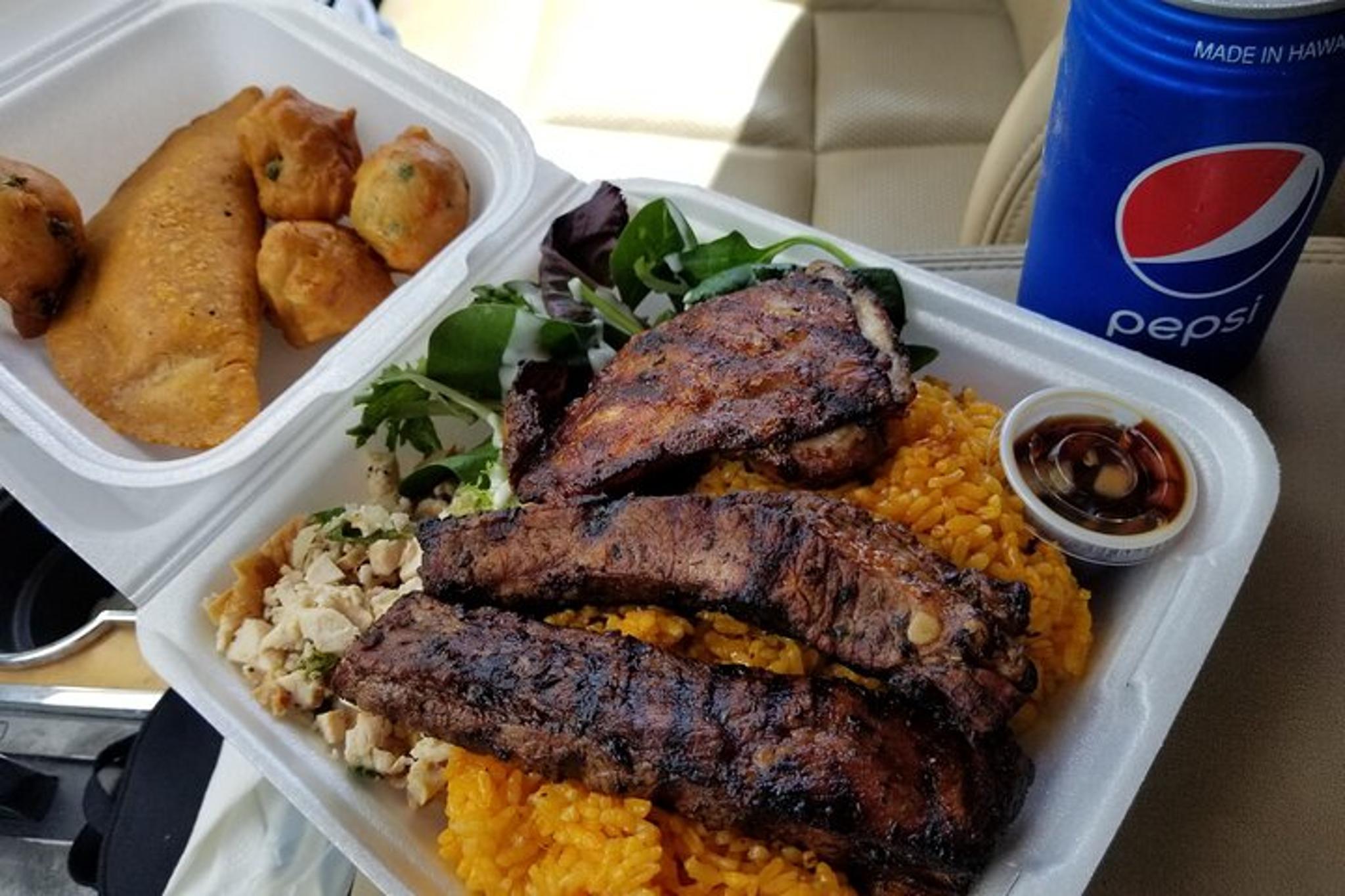 Kailua Circle Island Tour with Chocolate and Wine - Image 3