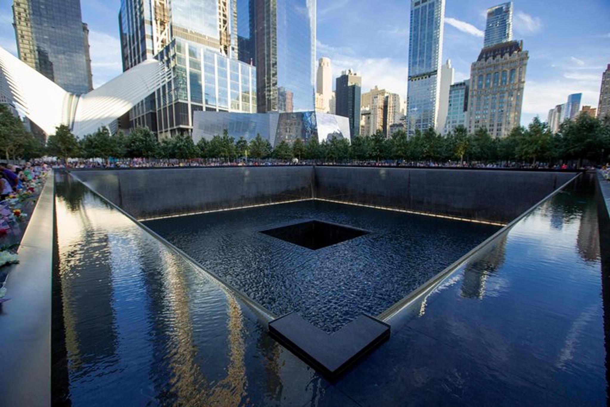 New York City World Trade Center Photo Tour - Image 4