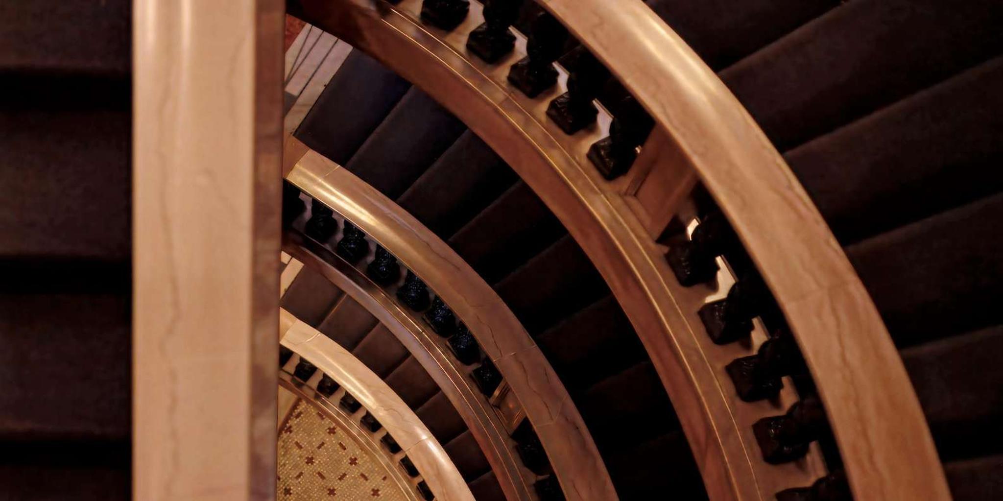 Chicago Architecture and True Crime Tour: Christmas Edition - Image 3