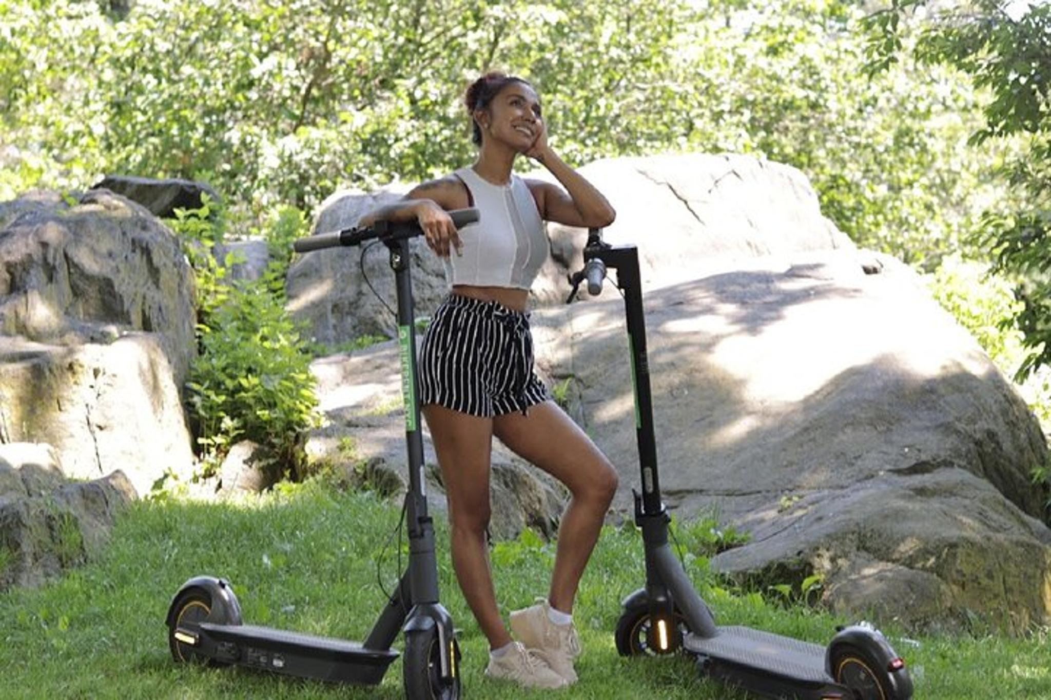 New York Electric Scooter Tour in Spanish - Image 3