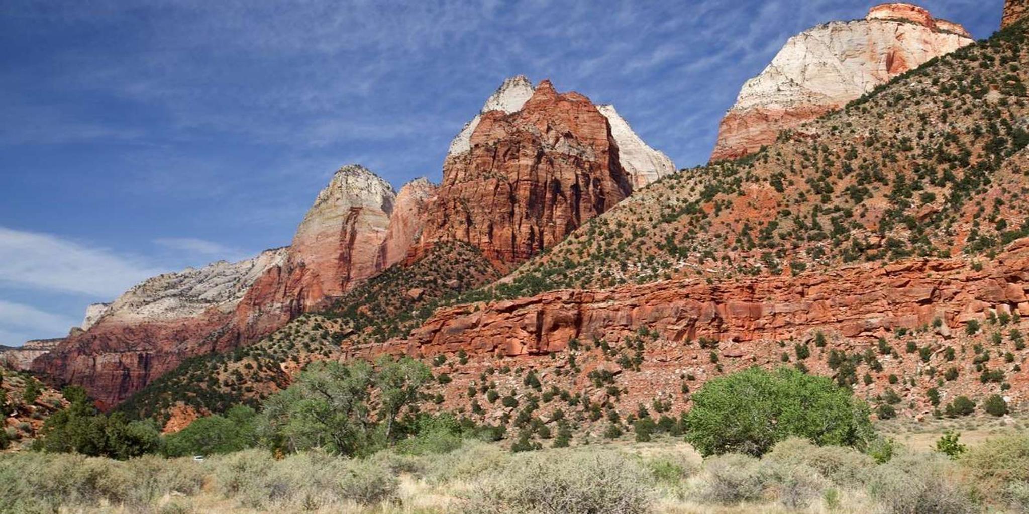 Las Vegas Zion and Bryce Canyon Small Group Tour - Image 2