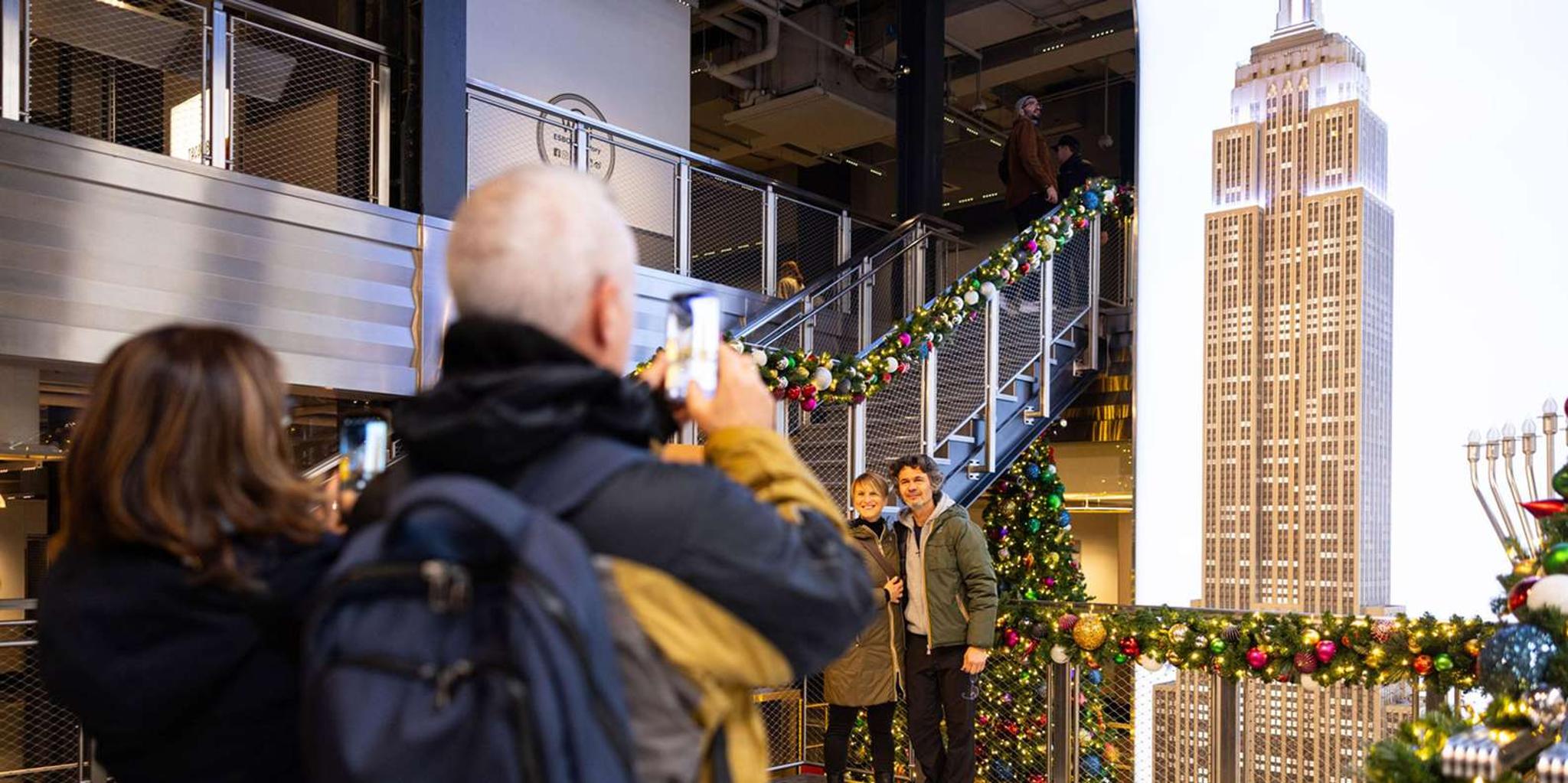 New York City Empire State Building Observation Deck - Image 5