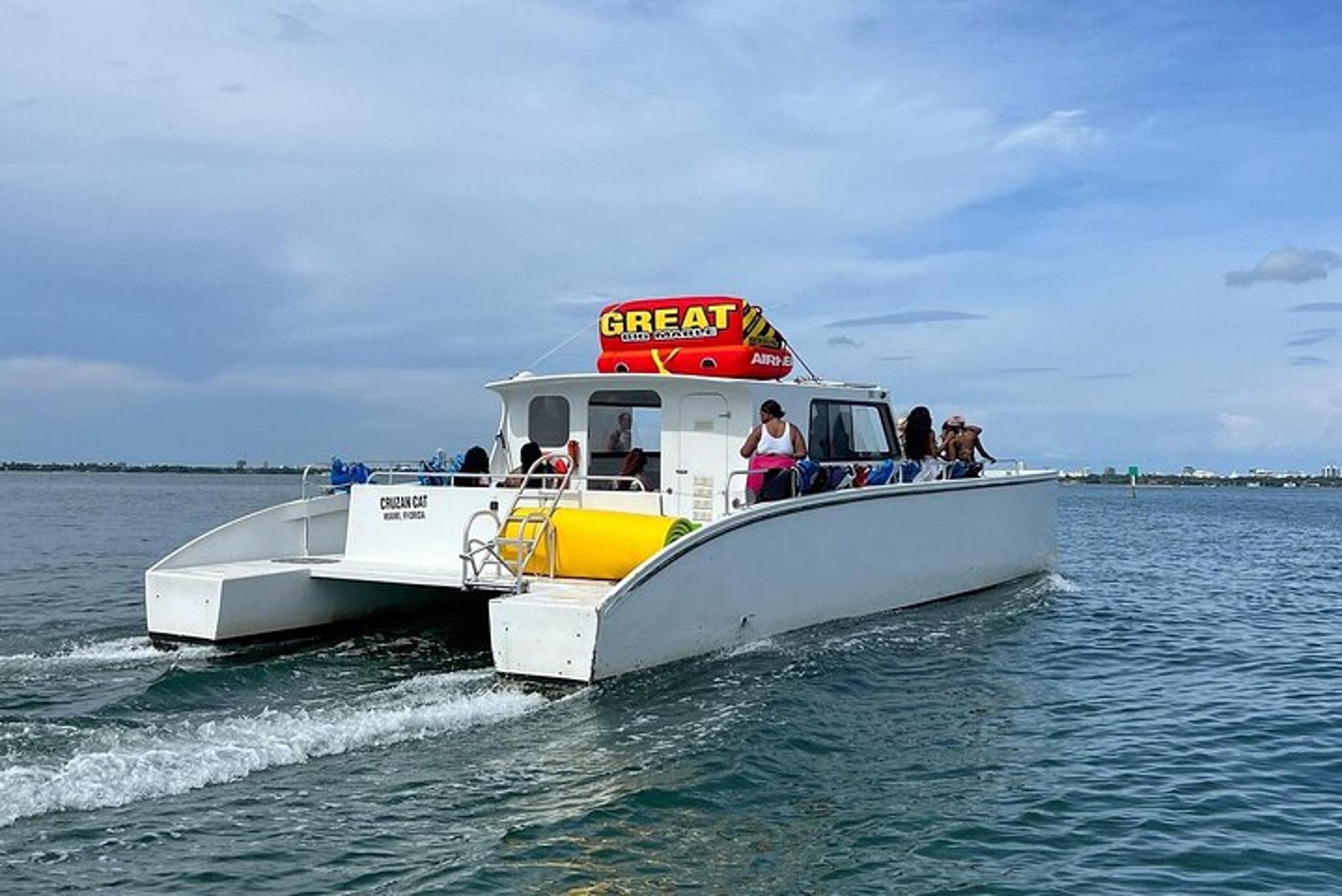Miami Catamaran Excursion with Jet Skis - Image 4