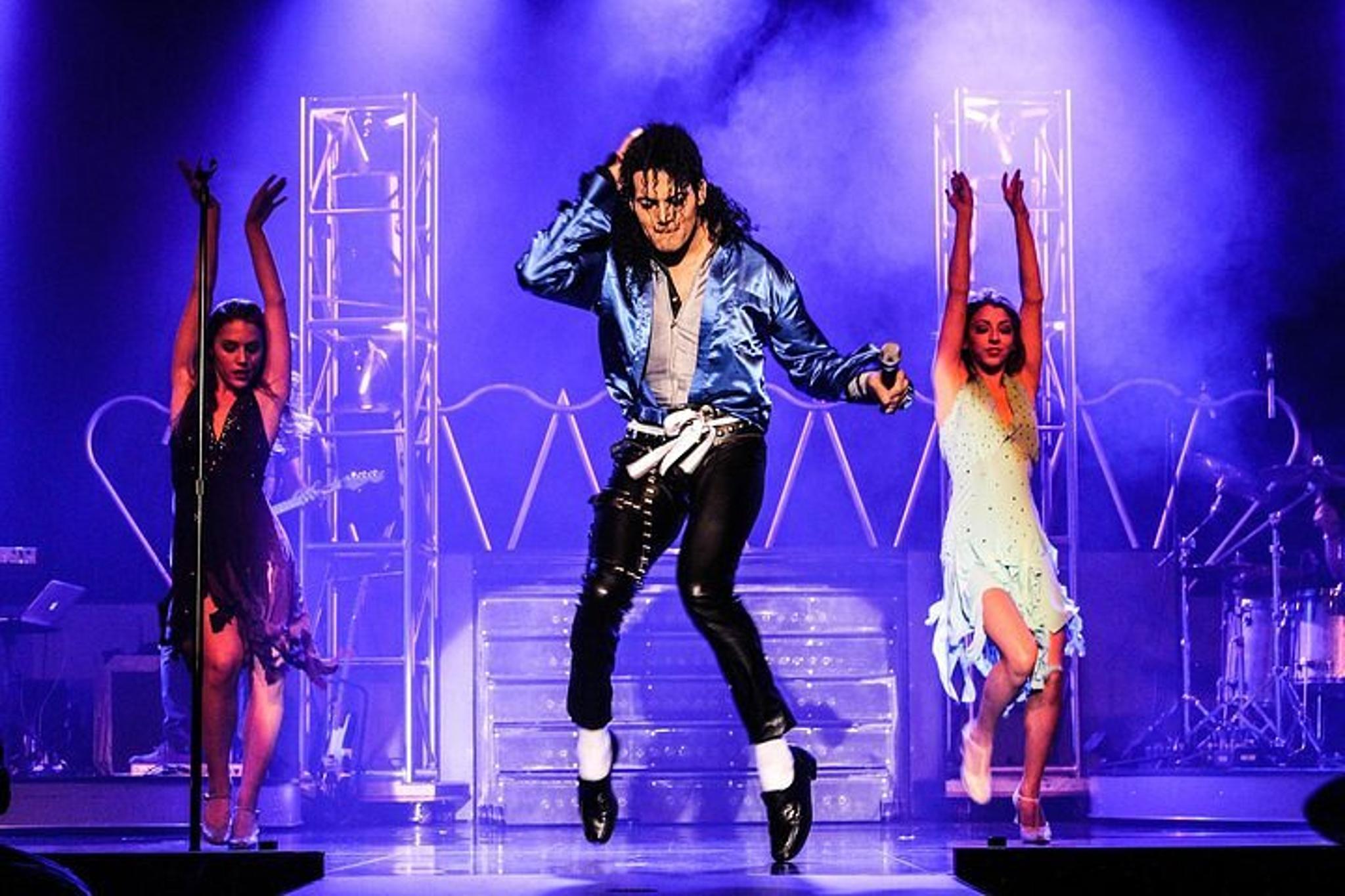 Las Vegas MJ Live Show at Harrahs Hotel - Image 2