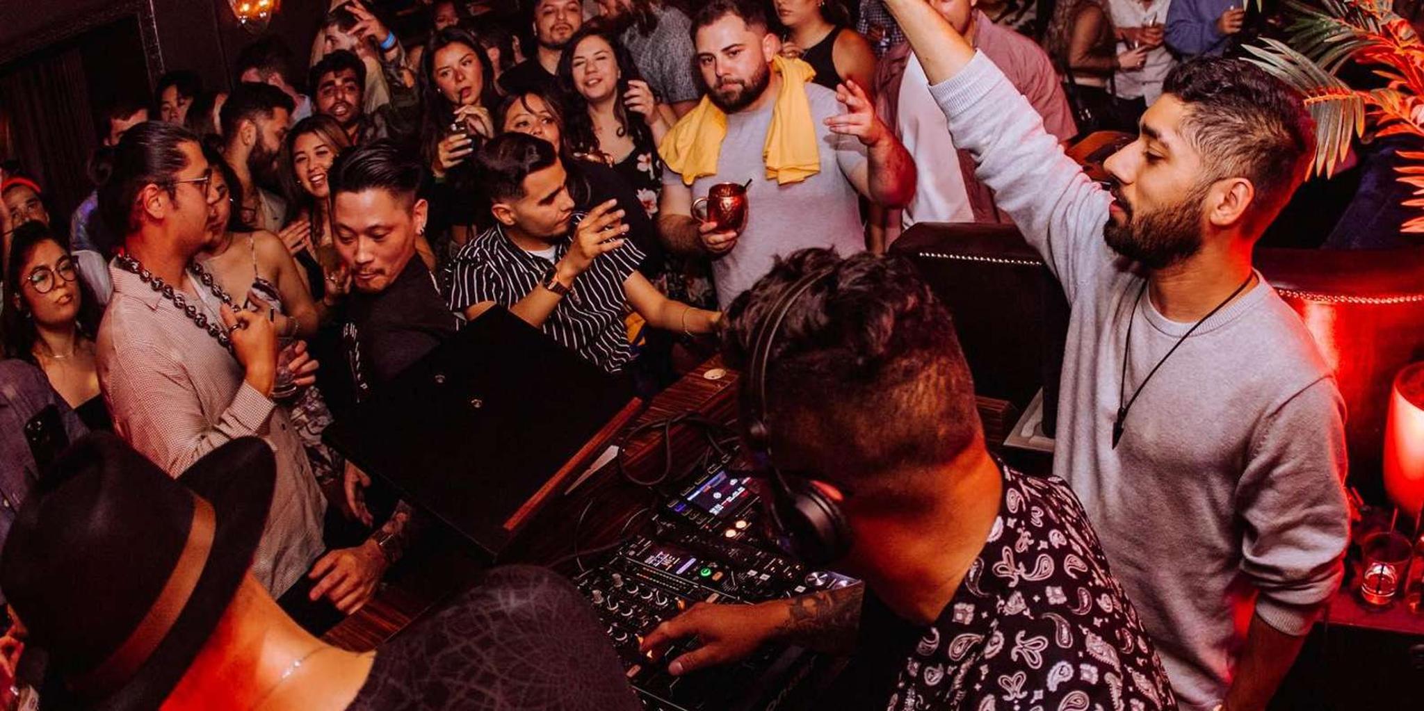 San Francisco Pub Crawl and Clubbing Experience
