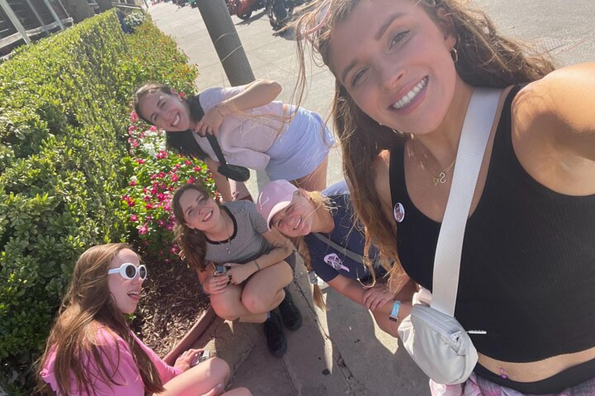 Helen Scavenger Hunt - Image 6