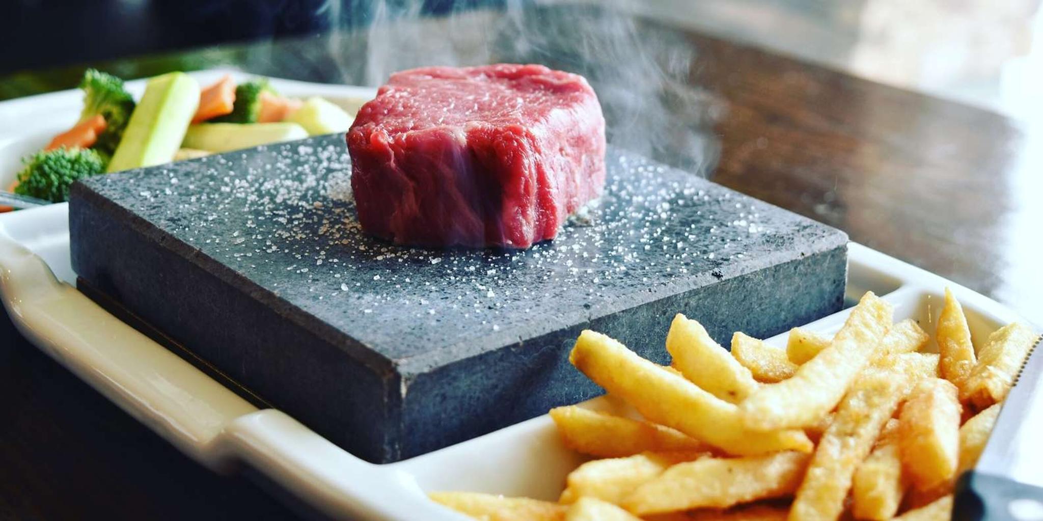 Niagara Falls Night Tour with Dinner and Fireworks - Image 4