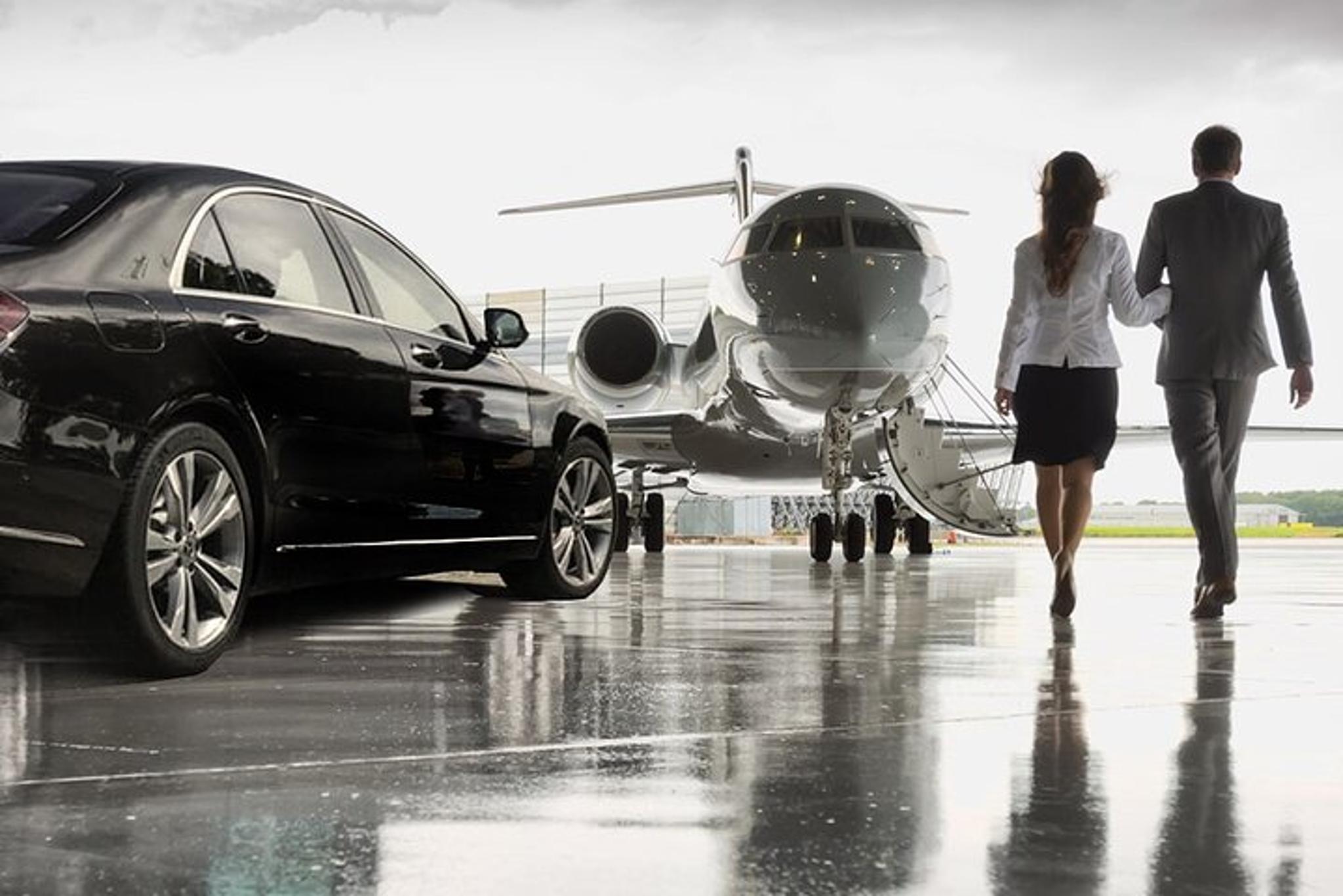 Bucharest Airport Transfer with Minivan