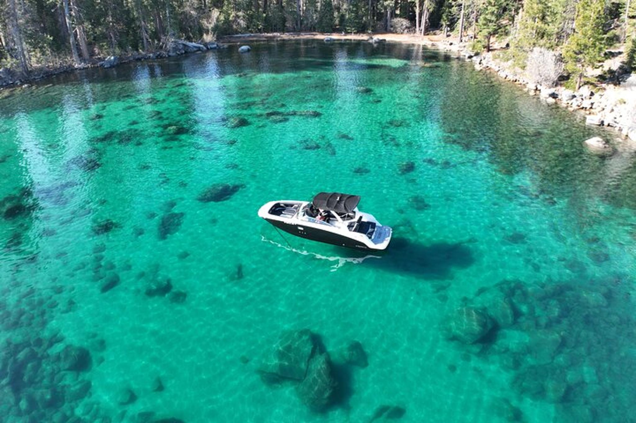Lake Tahoe Clear Water Boat Tour with Captain 2 hr
