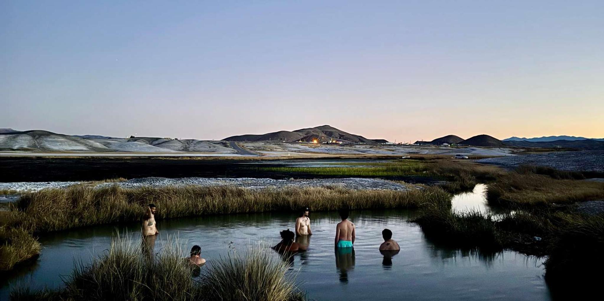Las Vegas Hot Springs Adventure near Death Valley - Image 2