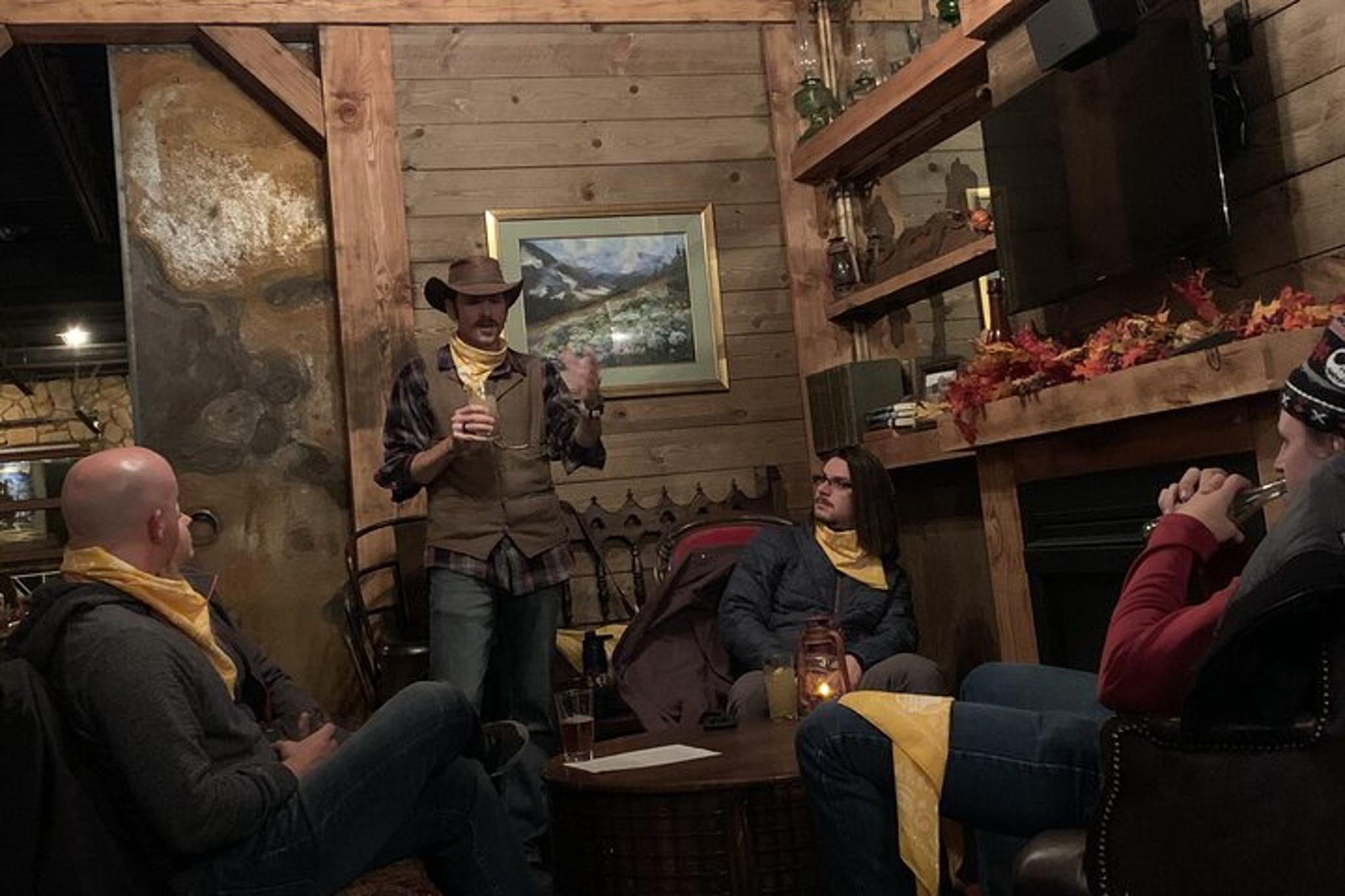 Golden Ghosts & Spirits Haunted Pub Crawl - Image 5