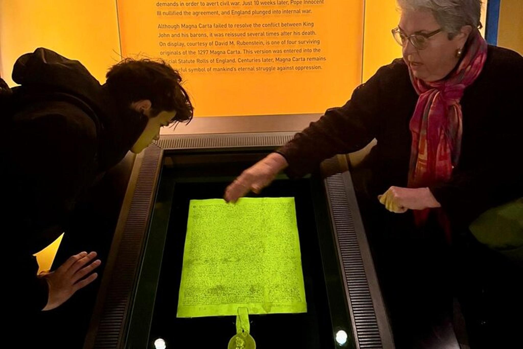 Washington D.C. National Archives Tour - Image 5